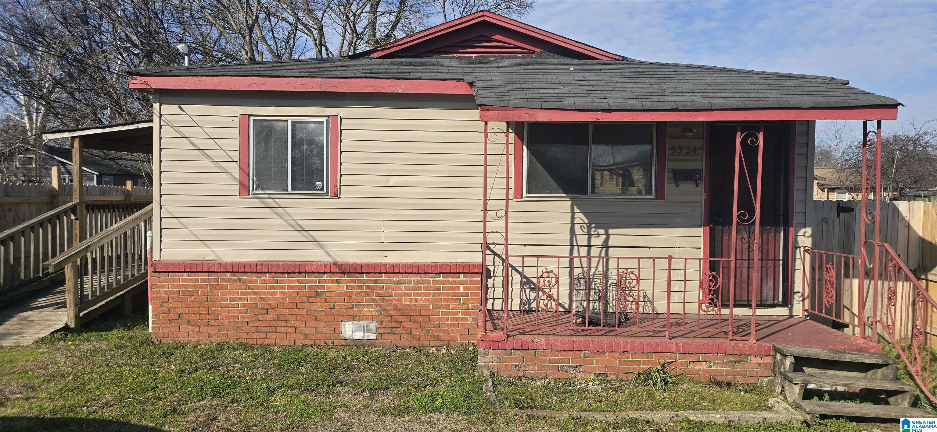 Photo 1 of Single family home for sale at 2924 33rd Way N, Birmingham, AL 35207 | MLS# 21449340 | Listing updated on 2026-05-31