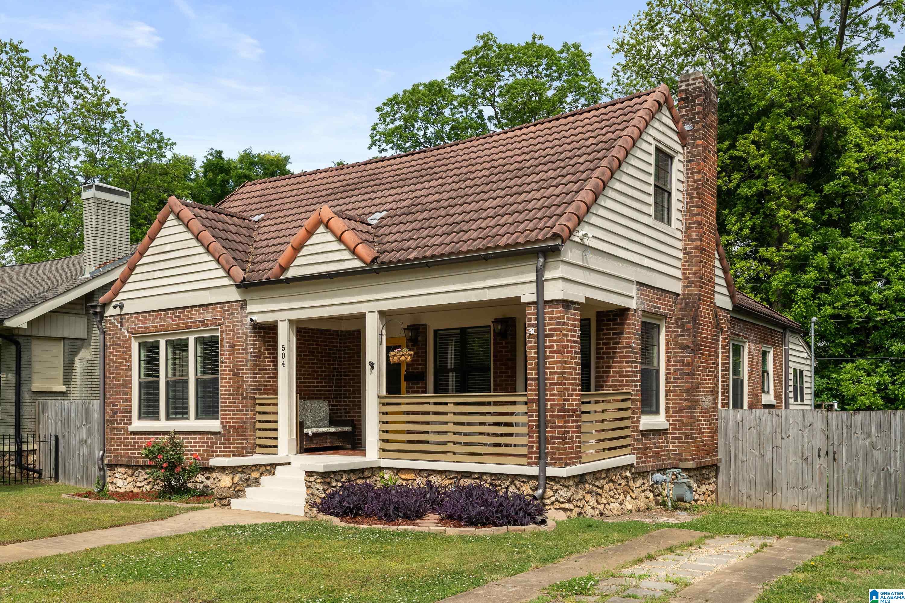Photo 3 of Single family home for sale at 504 10th Avenue S, Birmingham, AL 35205 | MLS# 21449373 | Listing updated on 2026-09-10