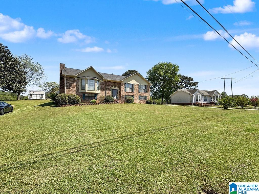 Photo 2 of Single family home for sale at 346 Lynn Dr, Mulga, AL 35118 | MLS# 21449387 | Listing updated on 2026-08-03