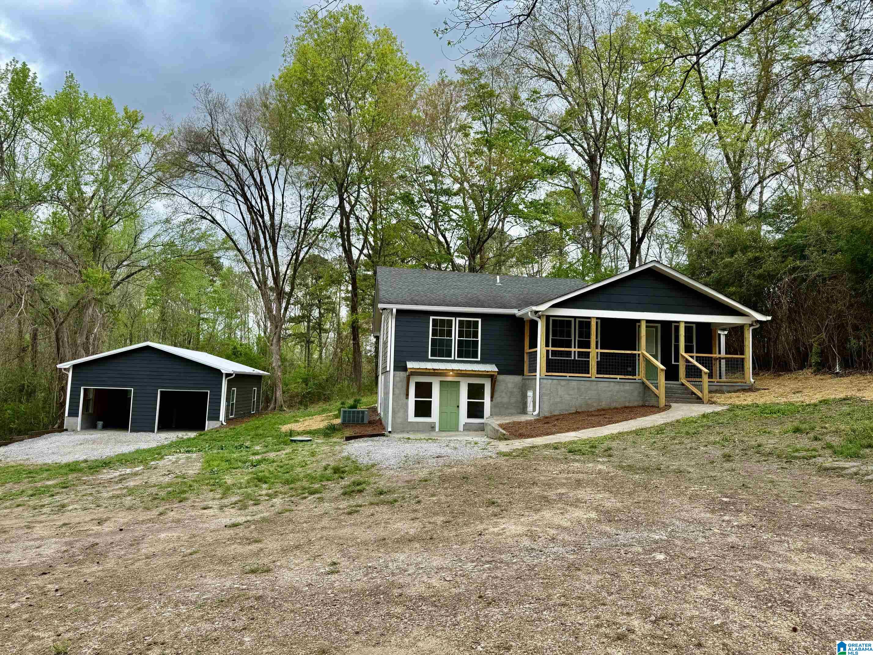 Photo 1 of Single family home for sale at 521 Rodgers Way, Leeds, AL 35094 | MLS# 21449470 | Listing updated on 2026-09-14