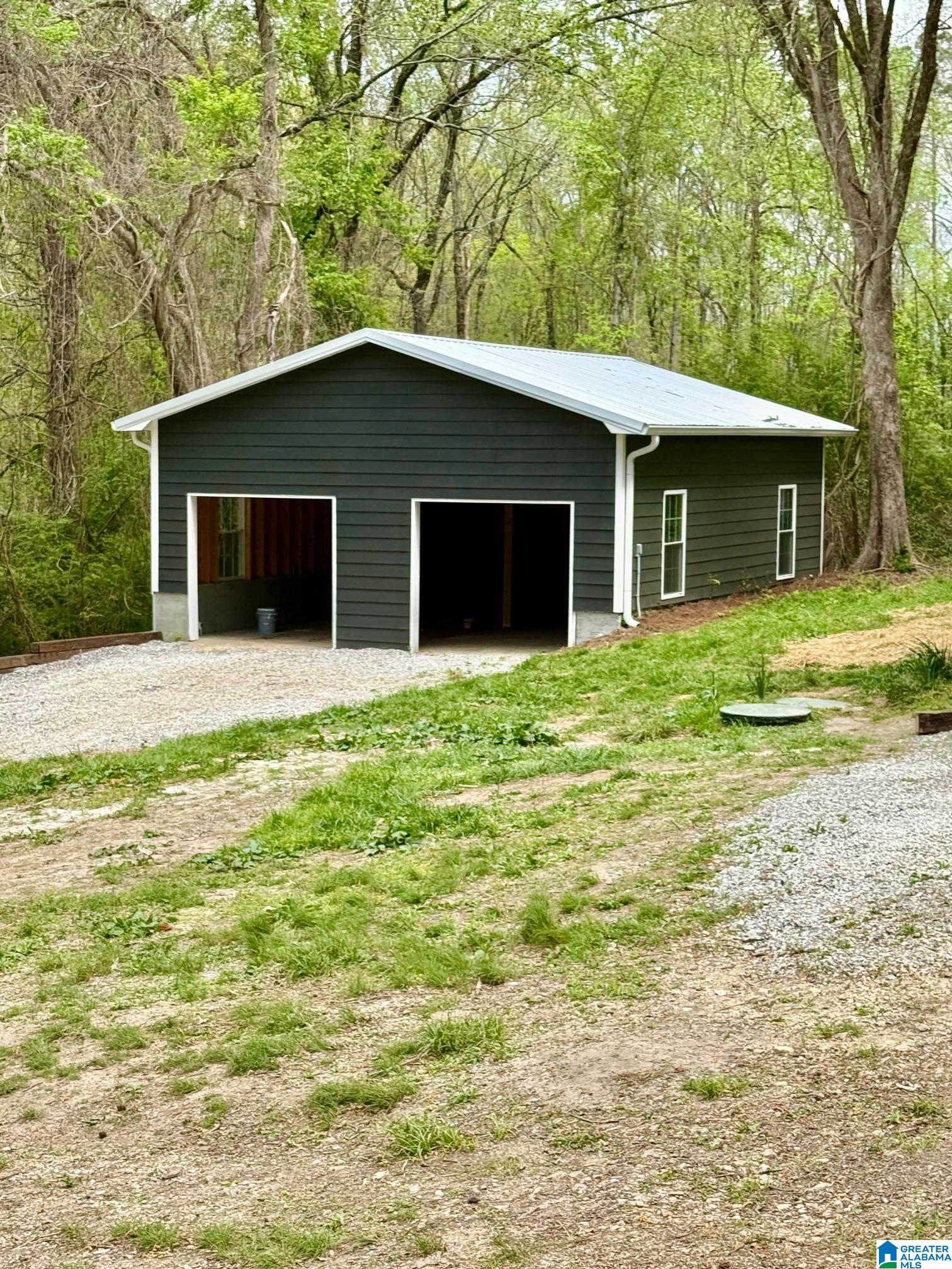 Photo 4 of Single family home for sale at 521 Rodgers Way, Leeds, AL 35094 | MLS# 21449470 | Listing updated on 2026-09-14