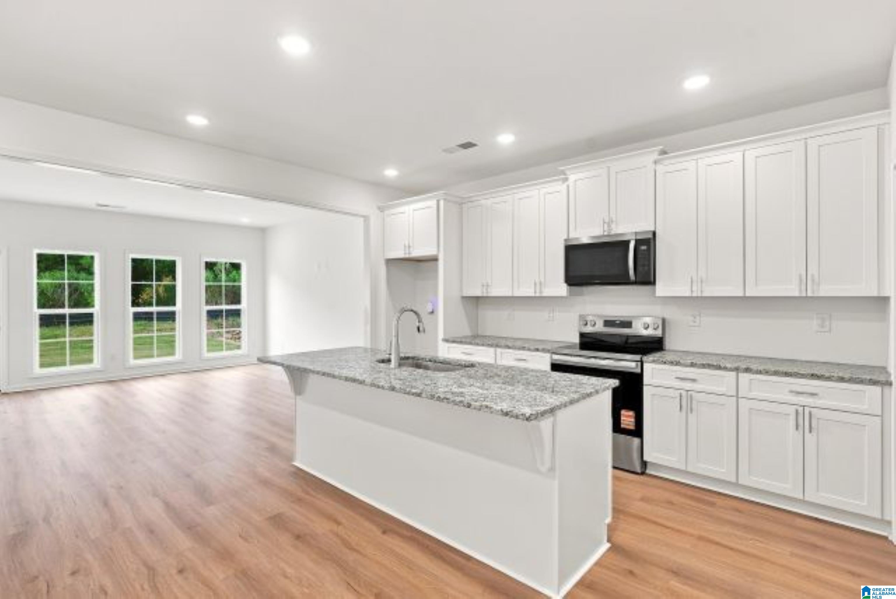 Photo 3 of Single family home for sale at 153 Shiloh Crk Dr, Calera, AL 35040 | MLS# 21449490 | Listing updated on 2026-10-21