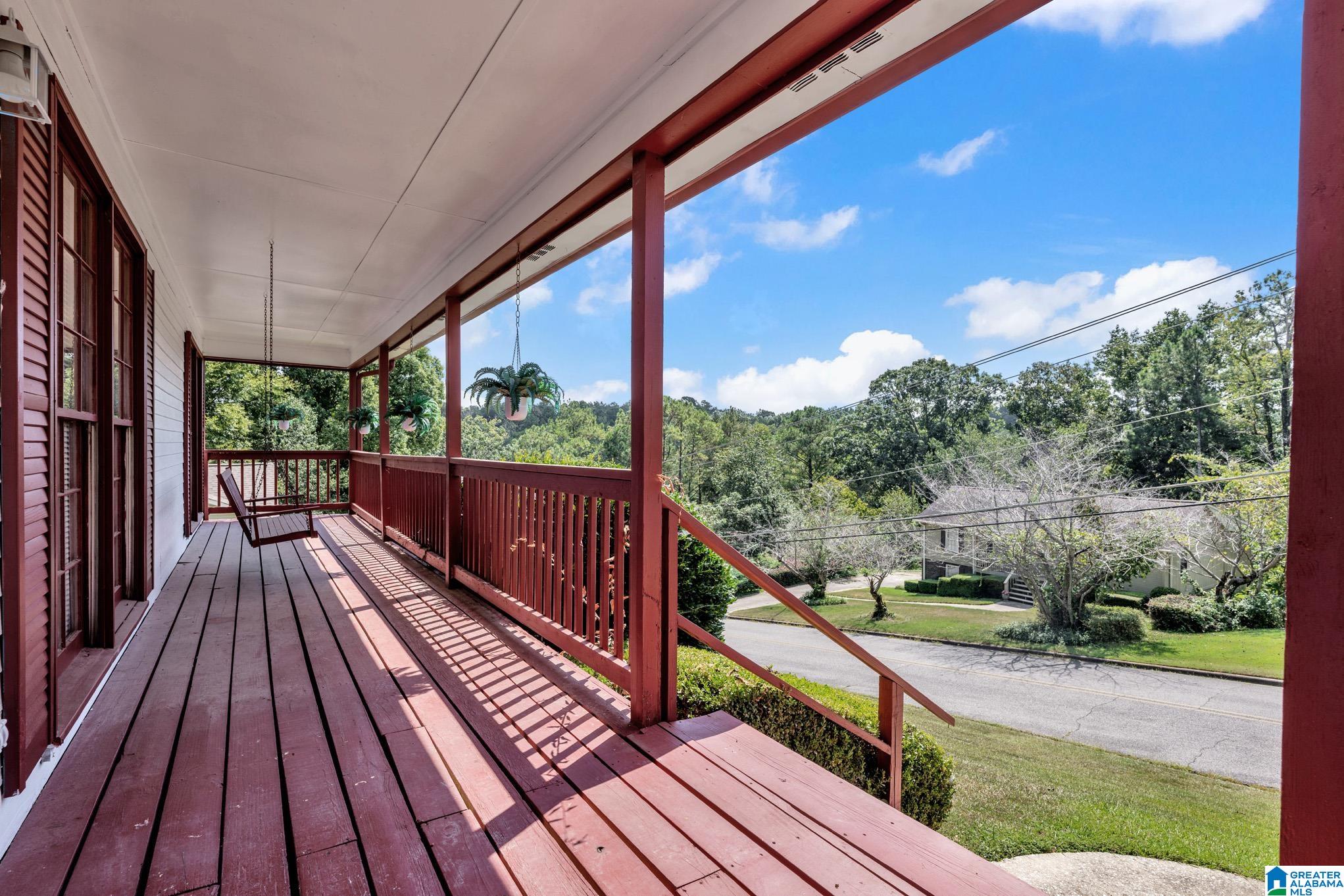 Photo 3 of Single family home for sale at 820 August Dr, Birmingham, AL 35215 | MLS# 21449540 | Listing updated on 2026-09-17