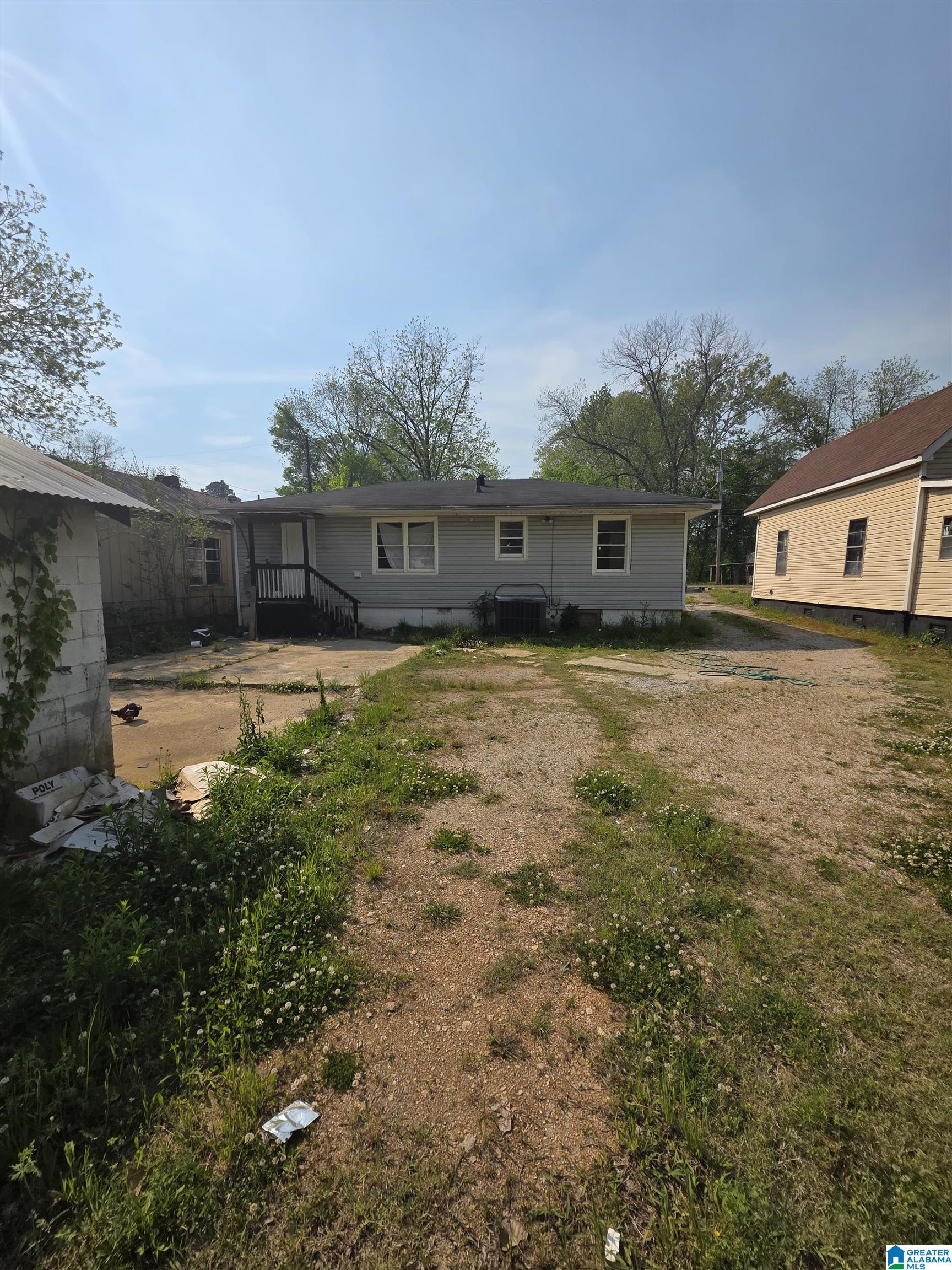 Photo 3 of Single family home for sale at 3213 Dartmouth Ave, Bessemer, AL 35020 | MLS# 21449565 | Listing updated on 2026-04-24