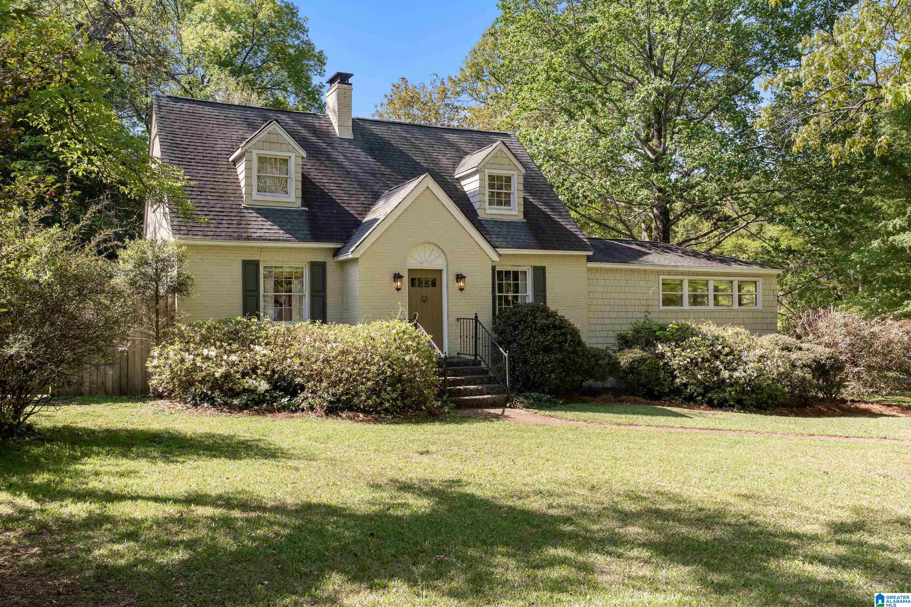 Homes for sale in Birmingham, AL | 516 Rutherford Circle, Birmingham, AL 35206 | MLS# 21449634