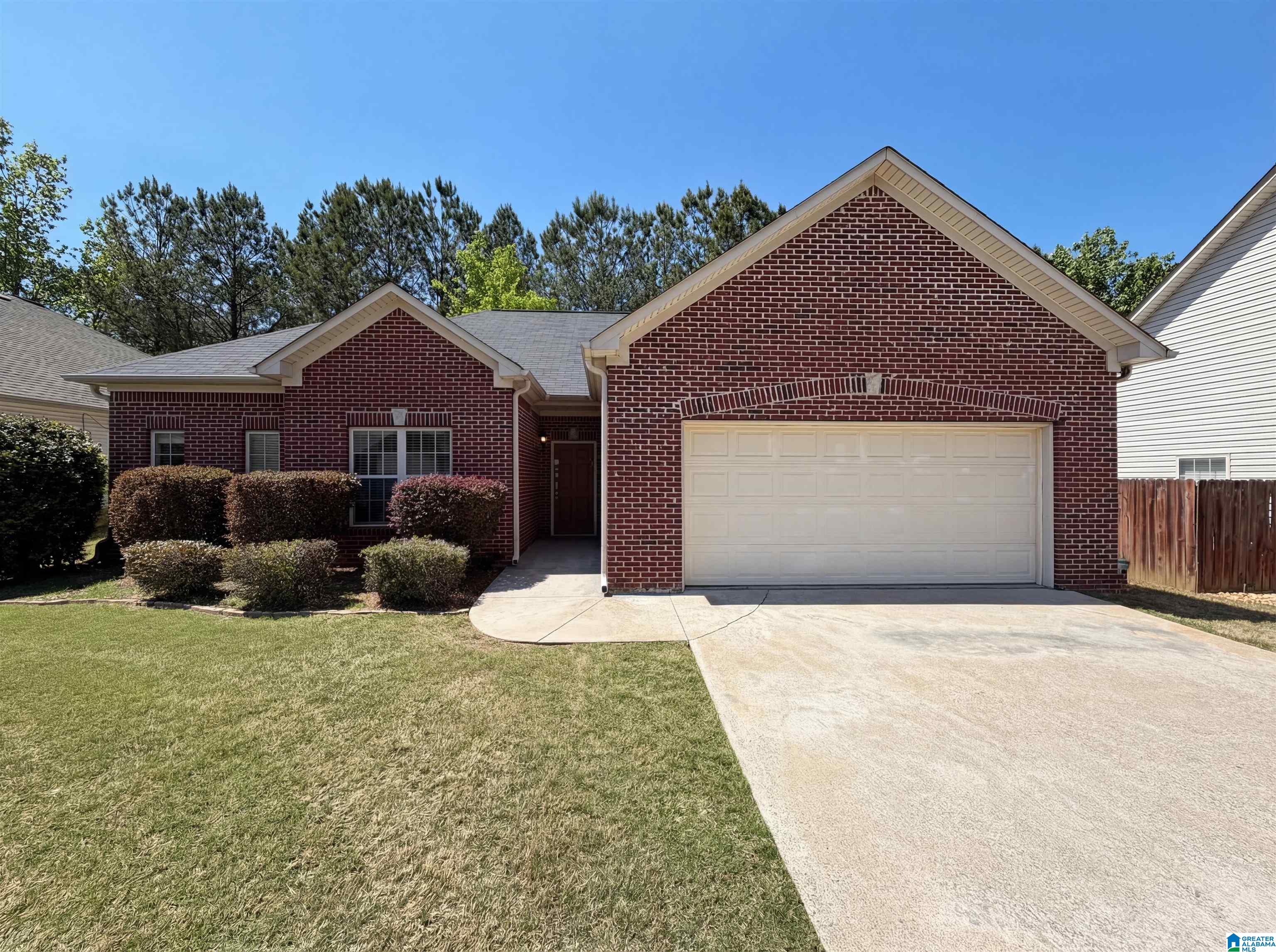 Homes for sale in Mount Olive, AL | 4170 Hathaway Lane, Mount Olive, AL 35117 | MLS# 21449640