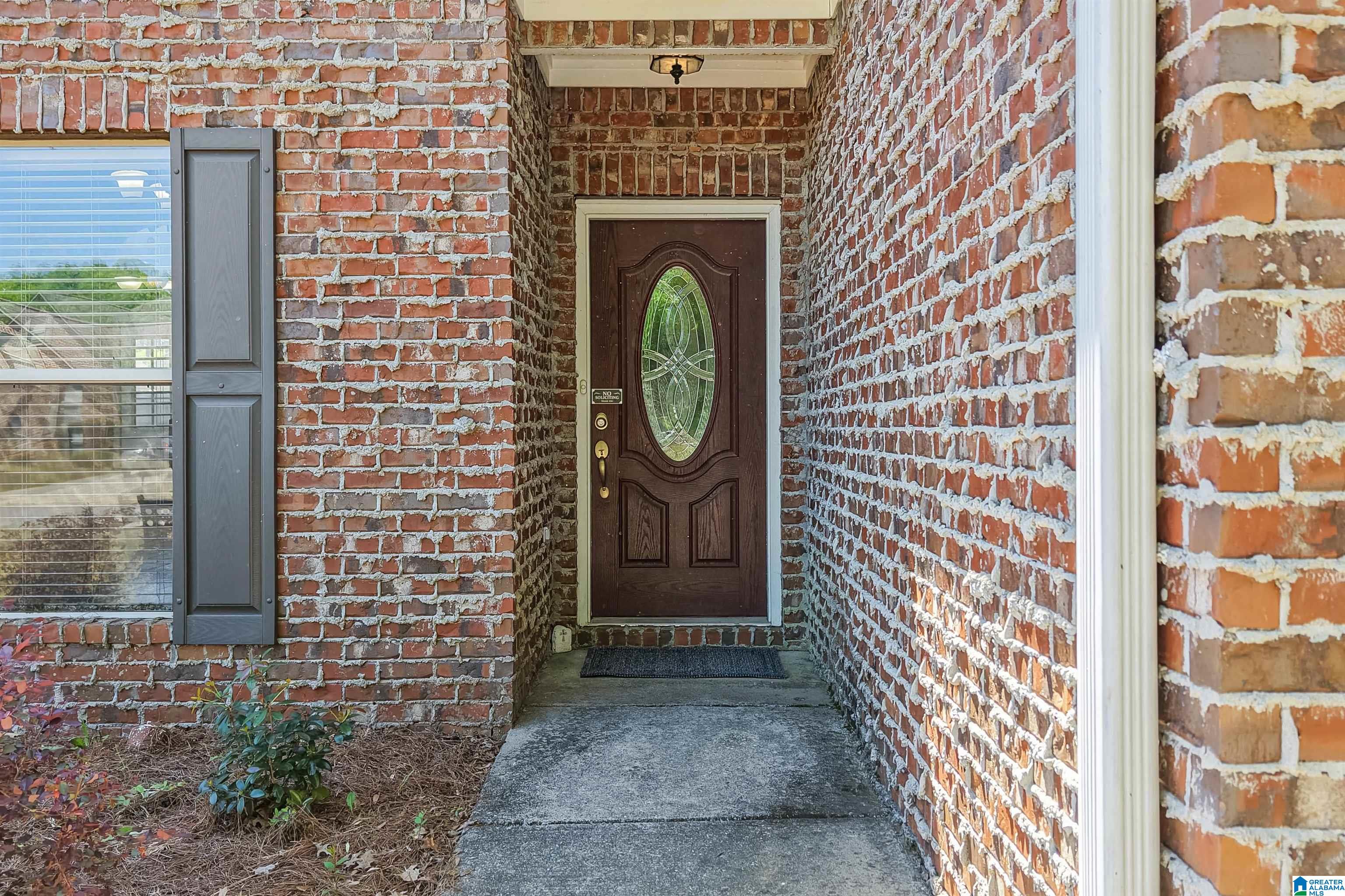 3rd image of 657 Barkley Circle, Alabaster, AL 35007 | MLS# 21449703