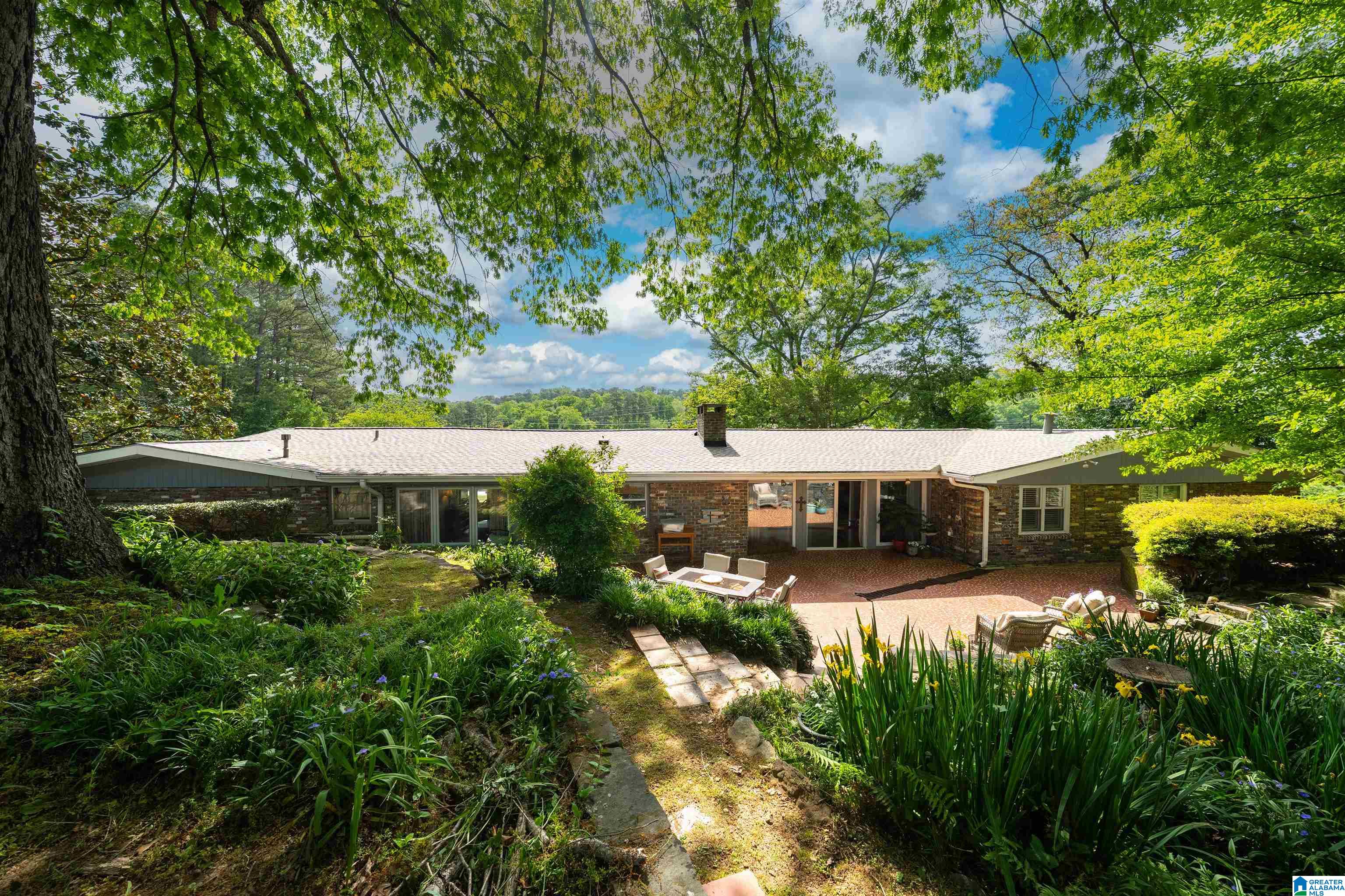 39th image of 2864 Vestavia Forest Dr, Vestavia, AL 35216 | MLS# 21449875