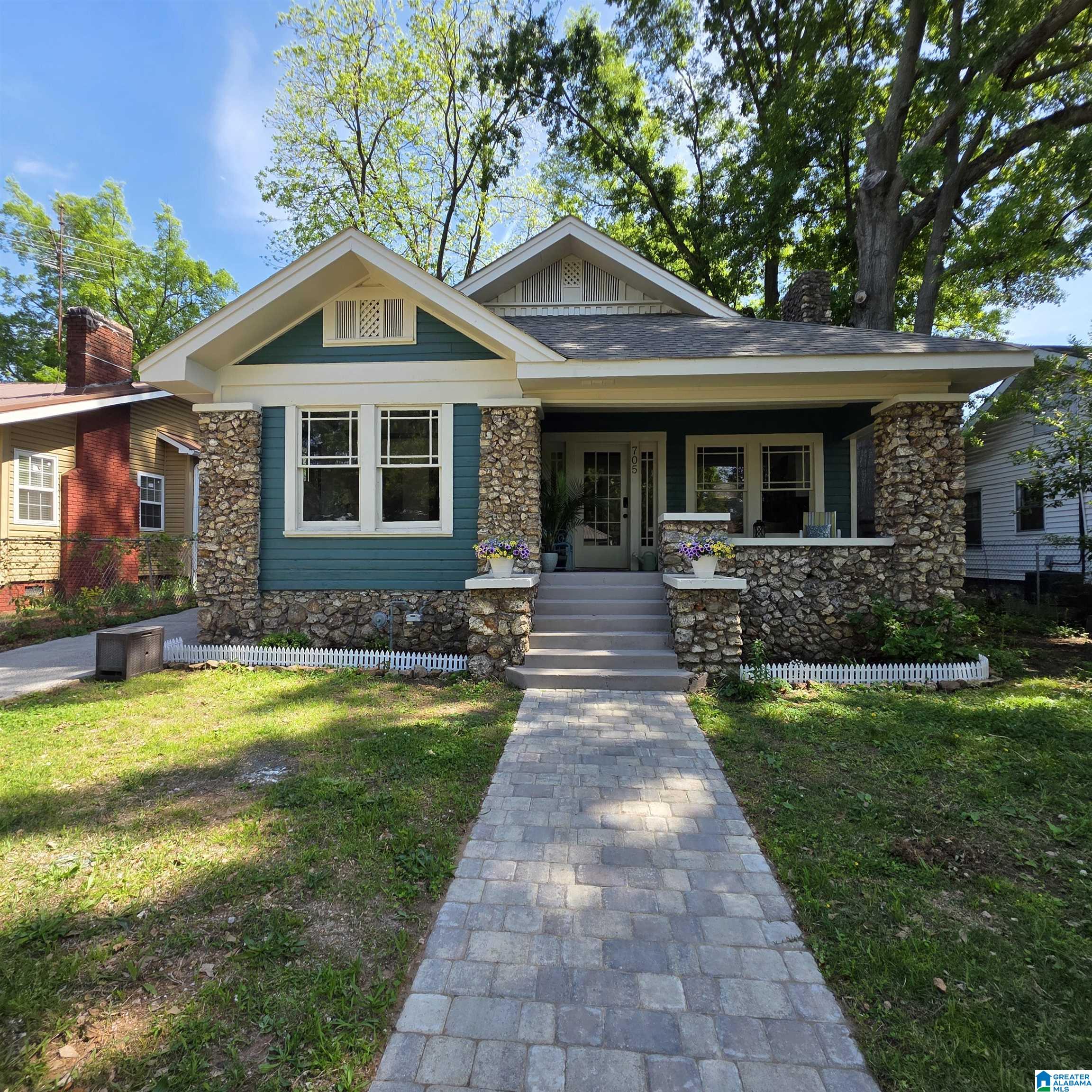 Photo 1 of Single family home for sale at 705 9th Court S, Birmingham, AL 35205 | MLS# 21449921 | Listing updated on 2026-09-07