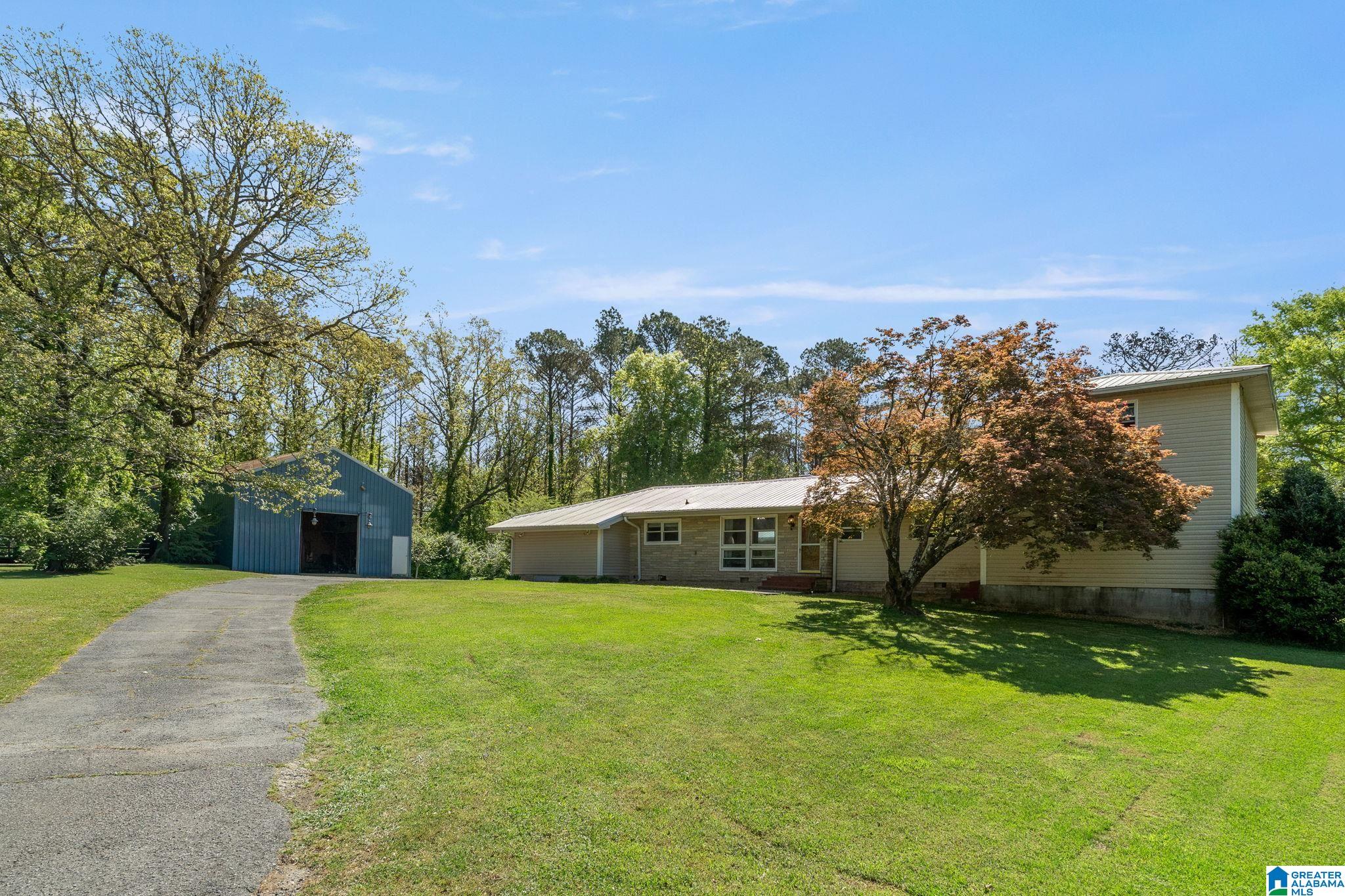 2nd image of 207 Crescent Circle, Jasper, AL 35503 | MLS# 21449952
