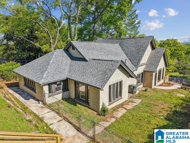 Homes for sale in Birmingham, AL | 2739 Bush Boulevard, Birmingham, AL 35208 | MLS# 21449962