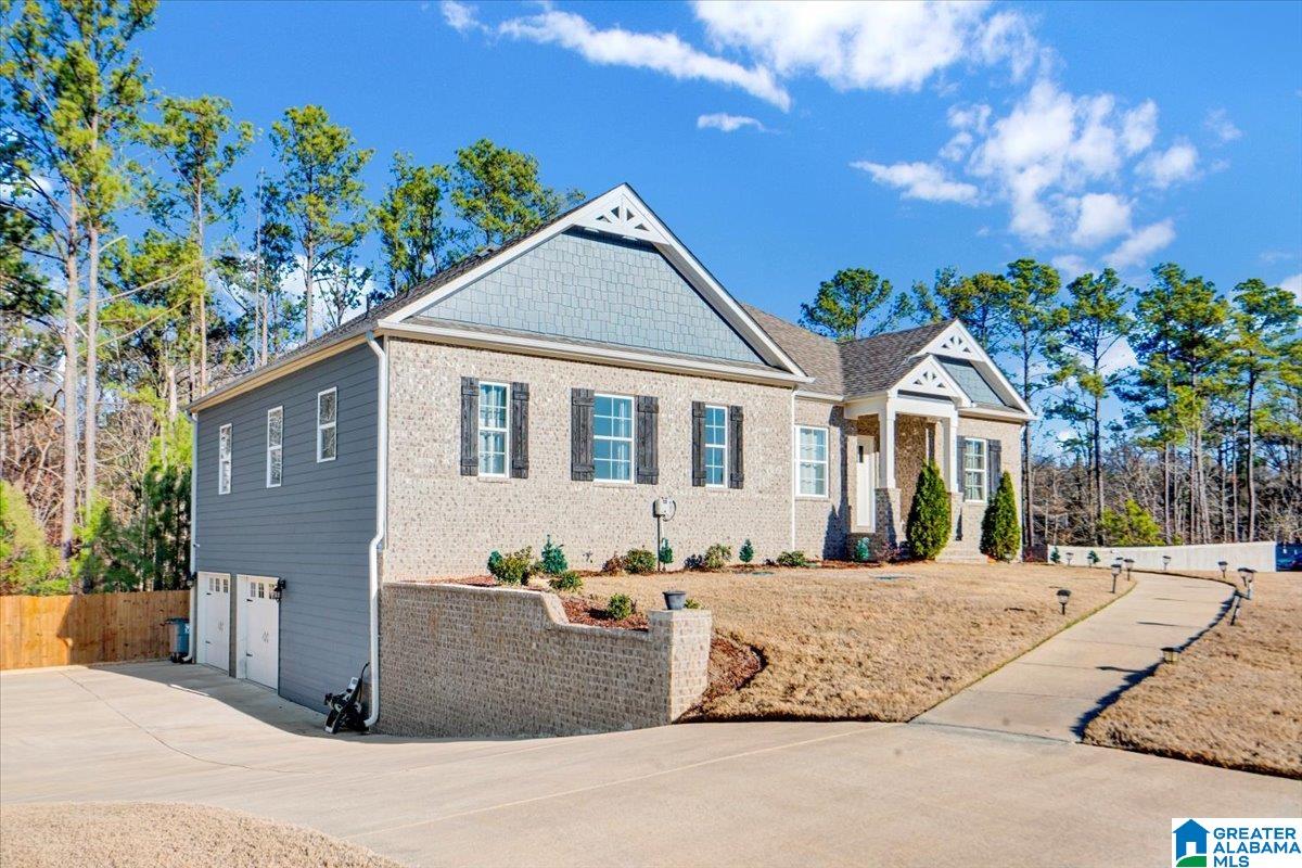 2nd image of 352 Rock Terrace Dr, Helena, AL 35080 | MLS# 21449995