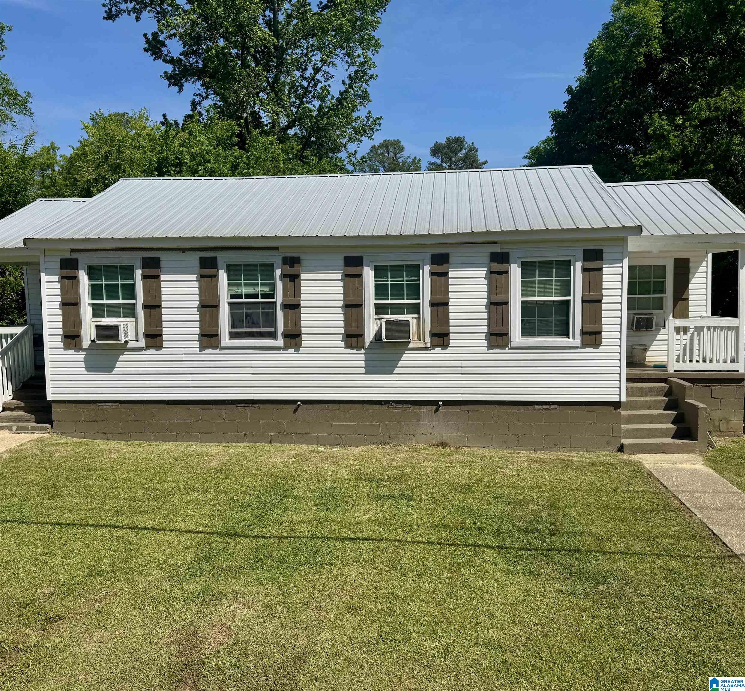 Homes for sale in Talladega, AL | 410 Shaw Avenue, Talladega, AL 35160 | MLS# 21450010