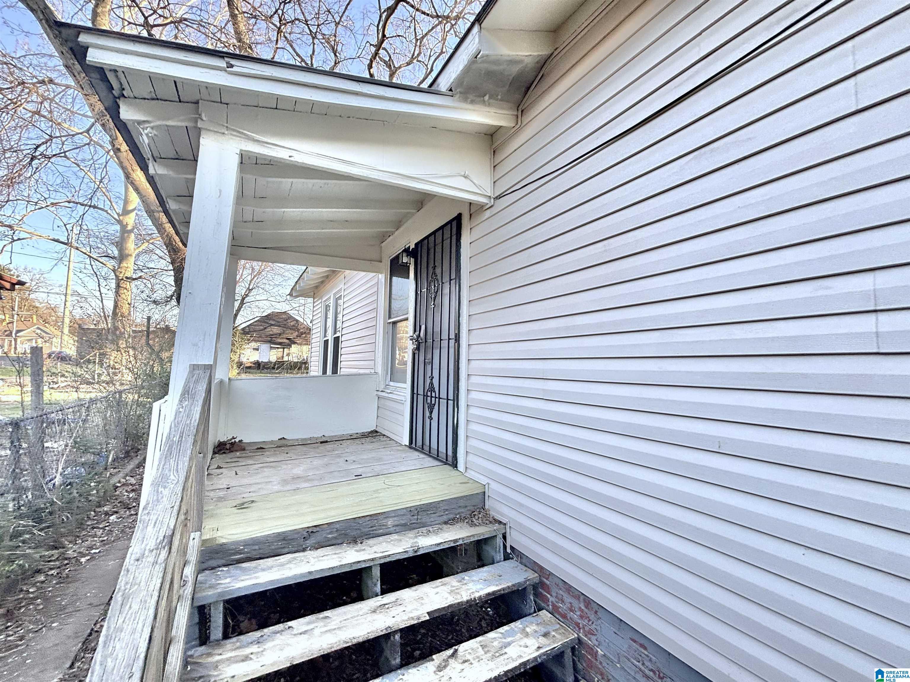 Homes for sale in Birmingham, AL | 1753 Lee Avenue Sw, Birmingham, AL 35211 | MLS# 21450058