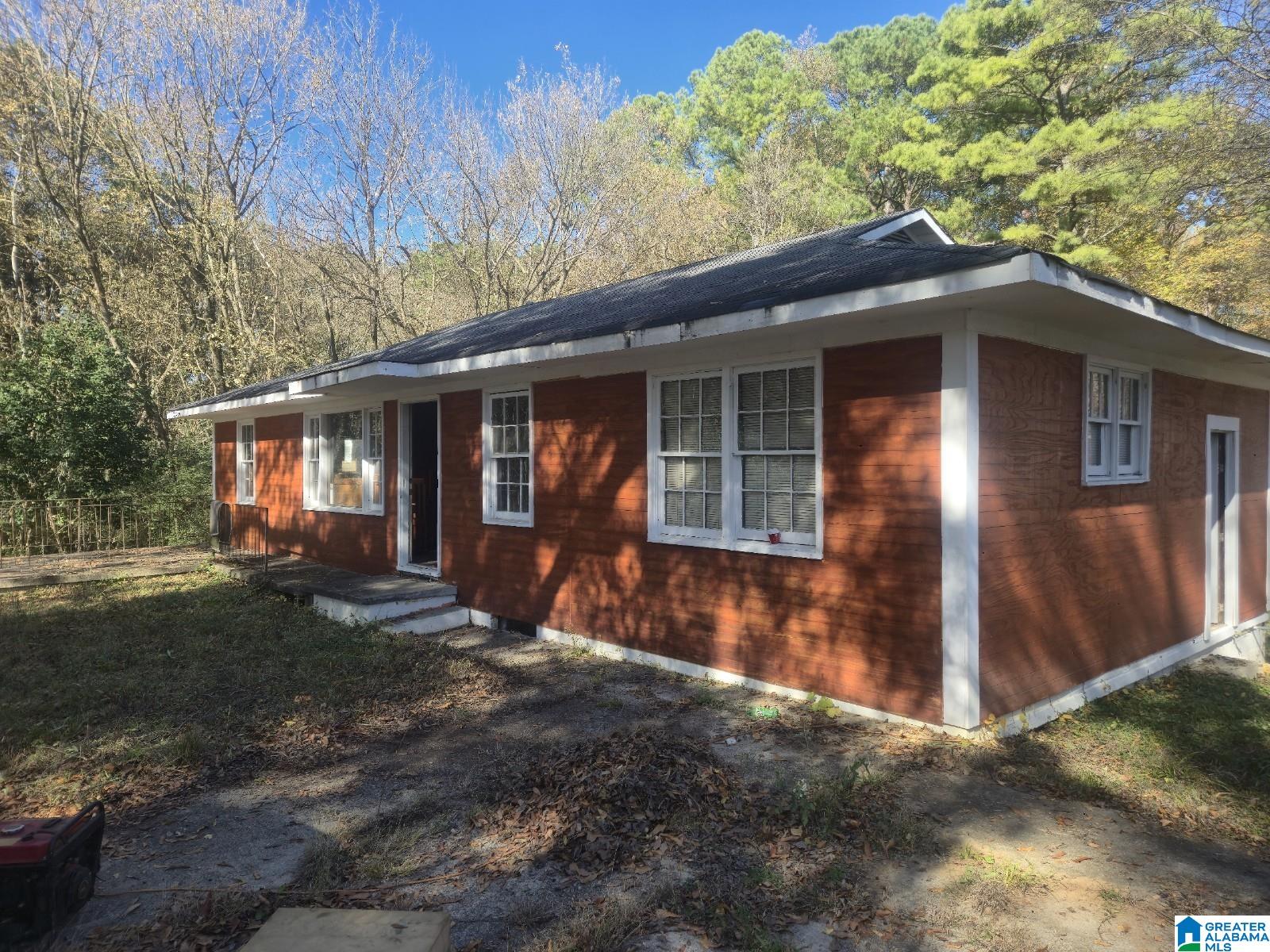 Homes for sale in Birmingham, AL | 900 Ridge Pl #4, Birmingham, AL 35214 | MLS# 21450072