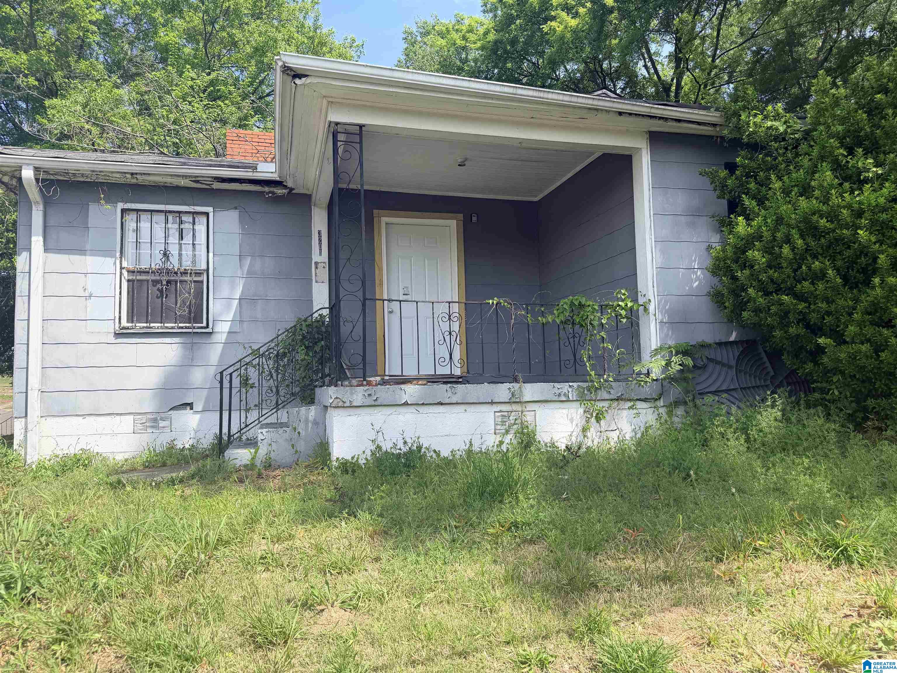 Homes for sale in Birmingham, AL | 3201 Avenue S, Birmingham, AL 35208 | MLS# 21450104