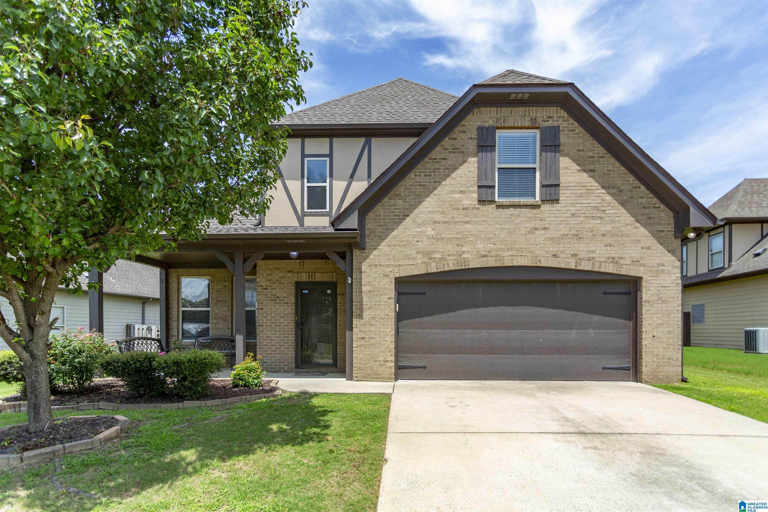 Photo 4 of Single Family Residence at 1327 Mountain Ln, Gardendale, AL 35071 | MLS# 21450127 |  | Sold on 2026-06-25