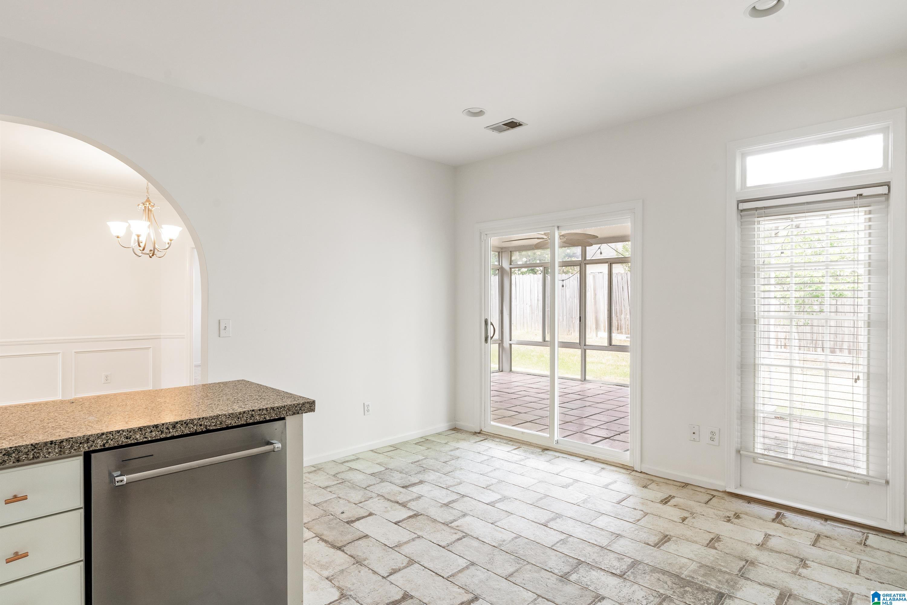 Photo 4 of Single family home for sale at 221 Lenox Ln, Birmingham, AL 35242 | MLS# 21450145 | Listing updated on 2026-05-06