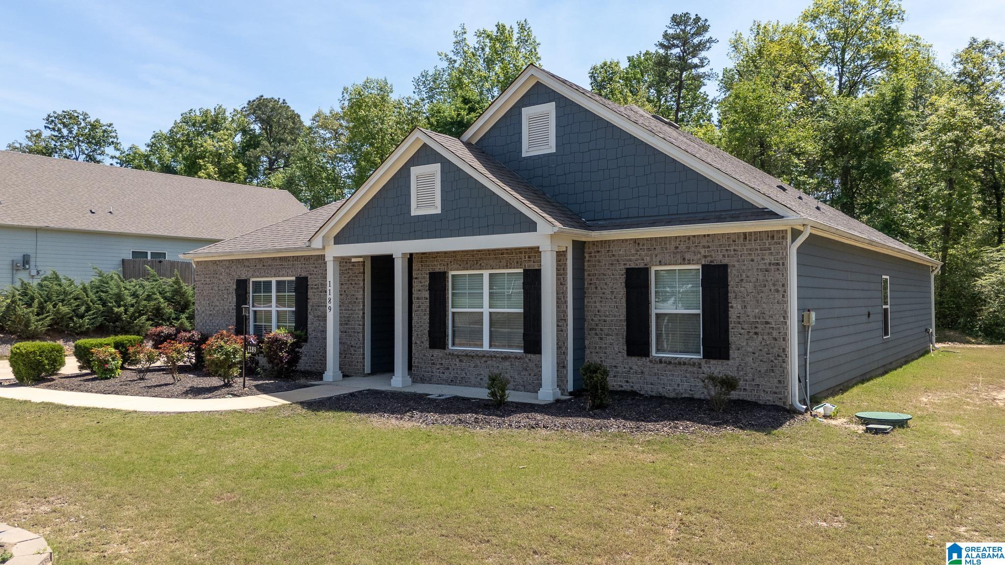 1189 MOUNTAIN LAUREL CIRCLE