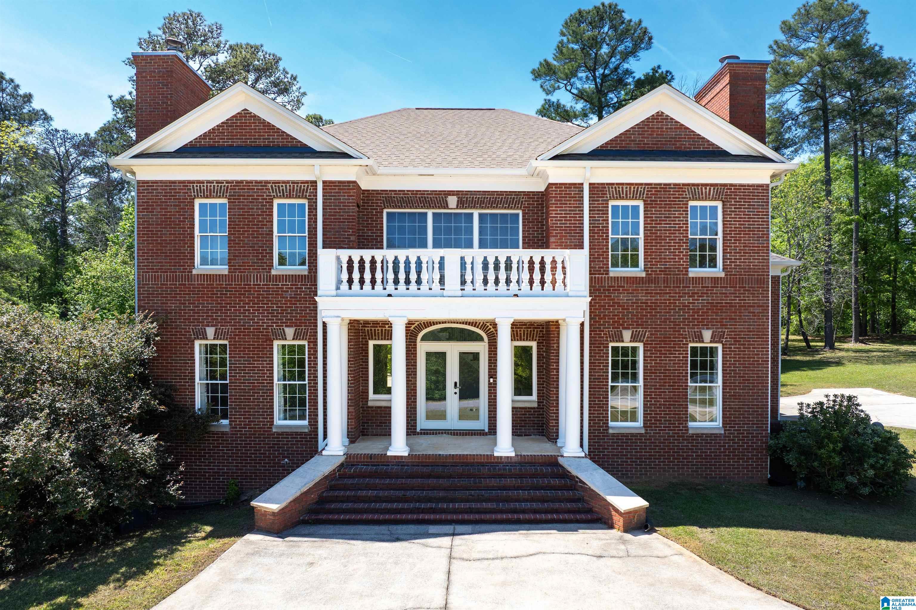 2nd image of 409 Pineview Dr, West Blocton, AL 35184 | MLS# 21450183