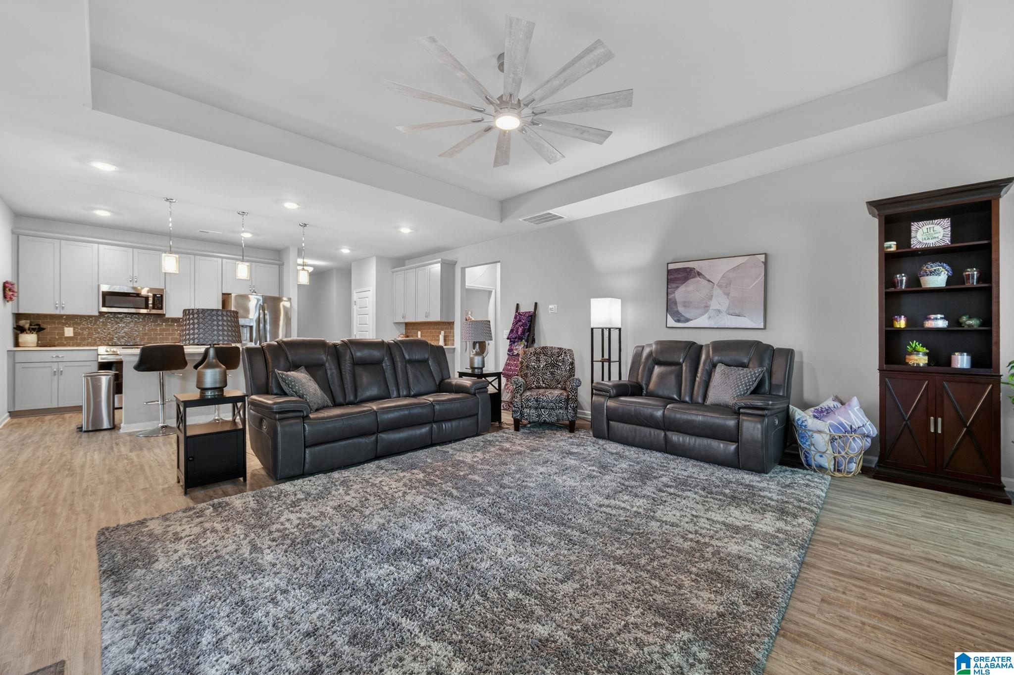 5512 GRASS LAKE DRIVE