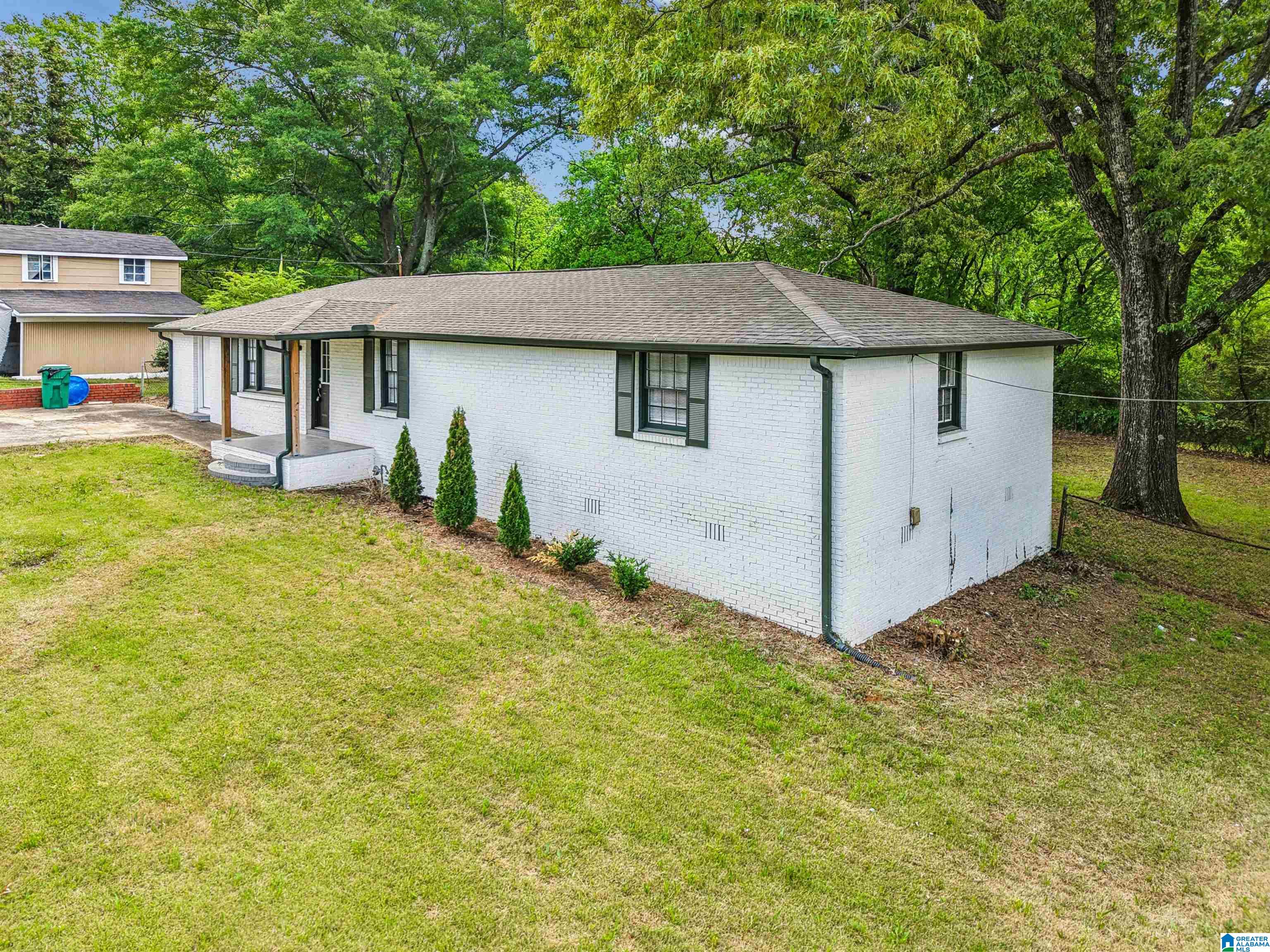 3rd image of 305 9Th Street, Pleasant Grove, AL 35127 | MLS# 21450234