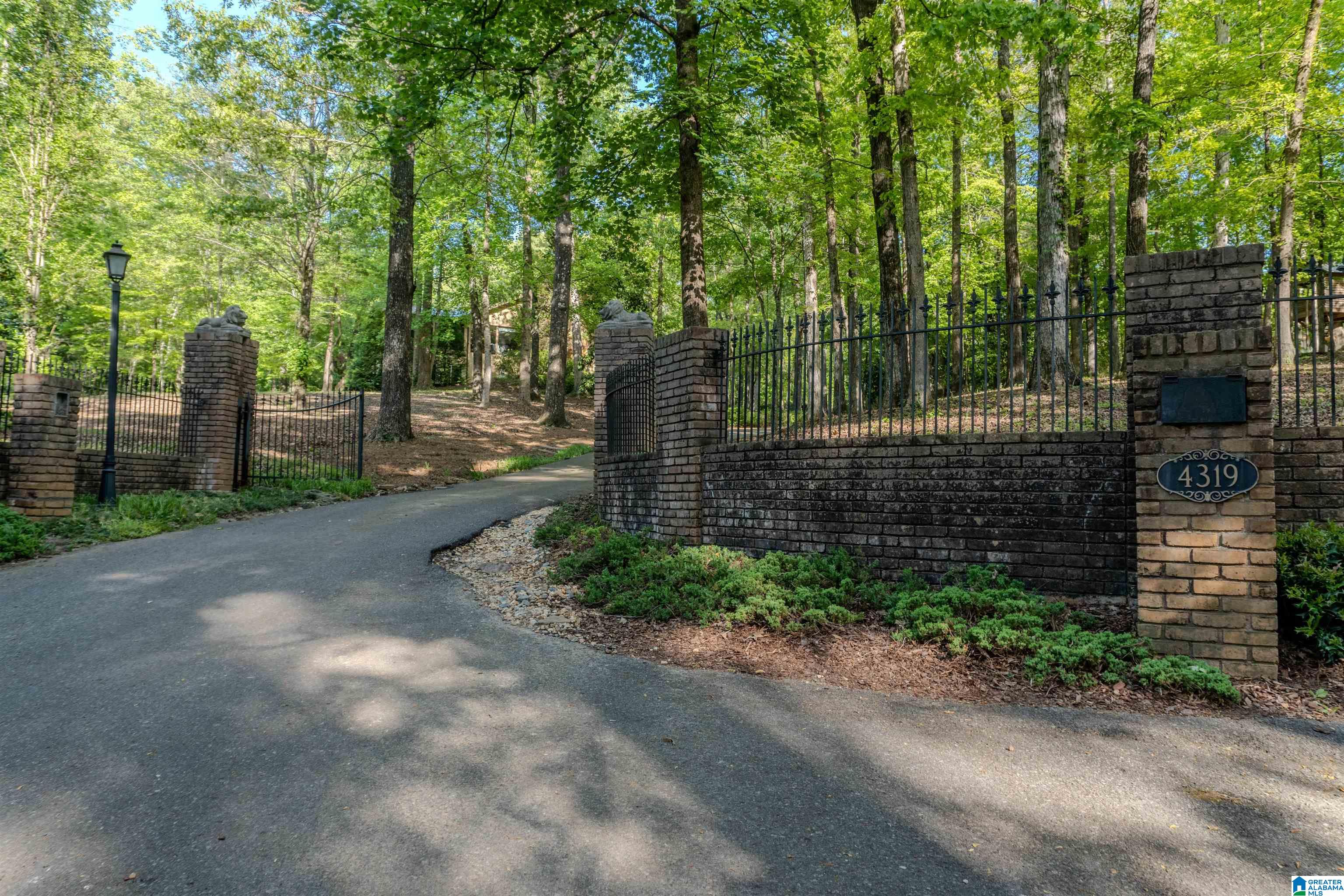 Homes for sale in Mountain Brk, AL | 4319 Old Brook Trail, Mountain Brk, AL 35243 | MLS# 21450281