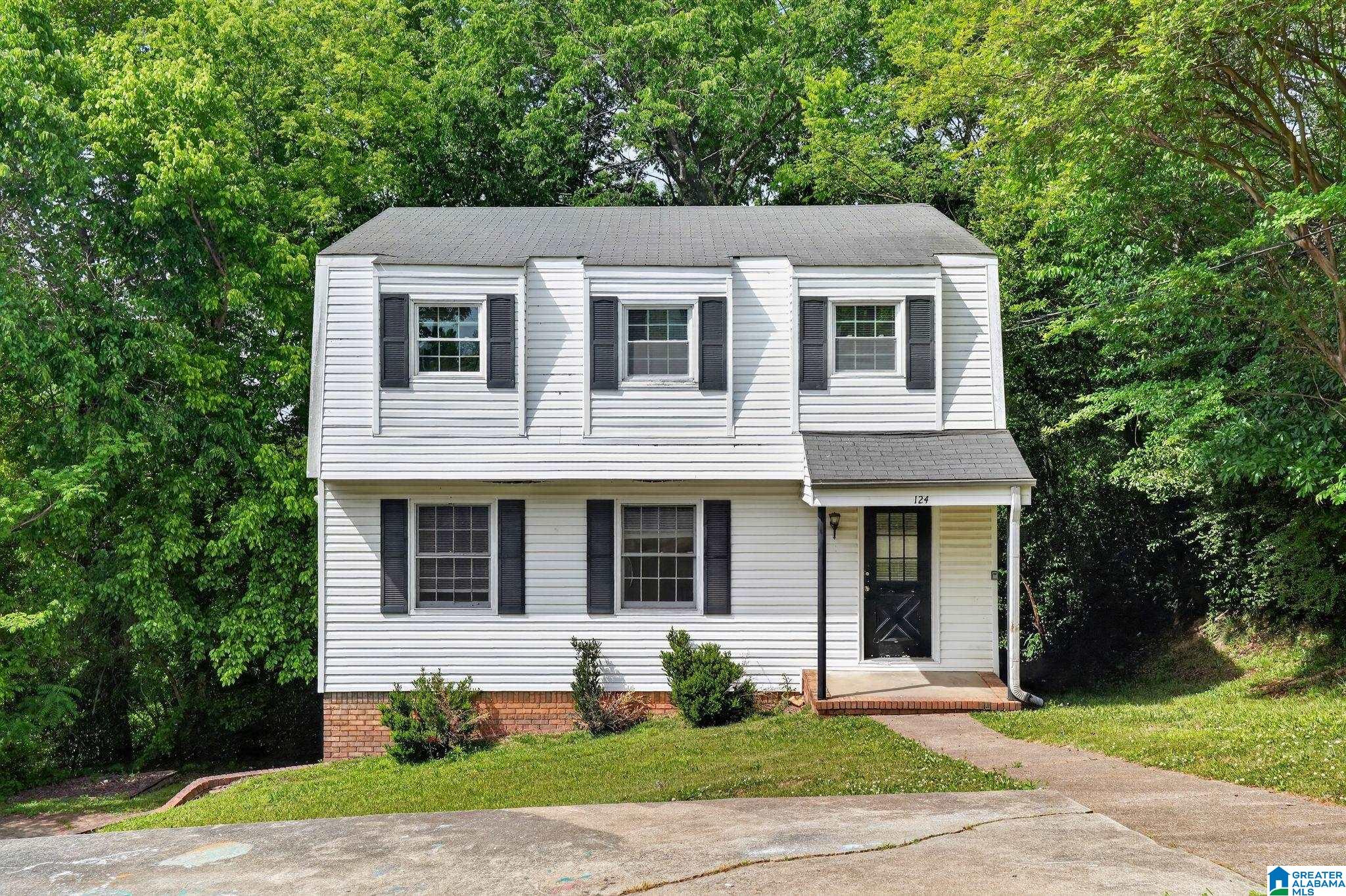 Single family home for sale at 124 Fox Hl Dr, CENTER POINT, AL 35215 | MLS# 21450325