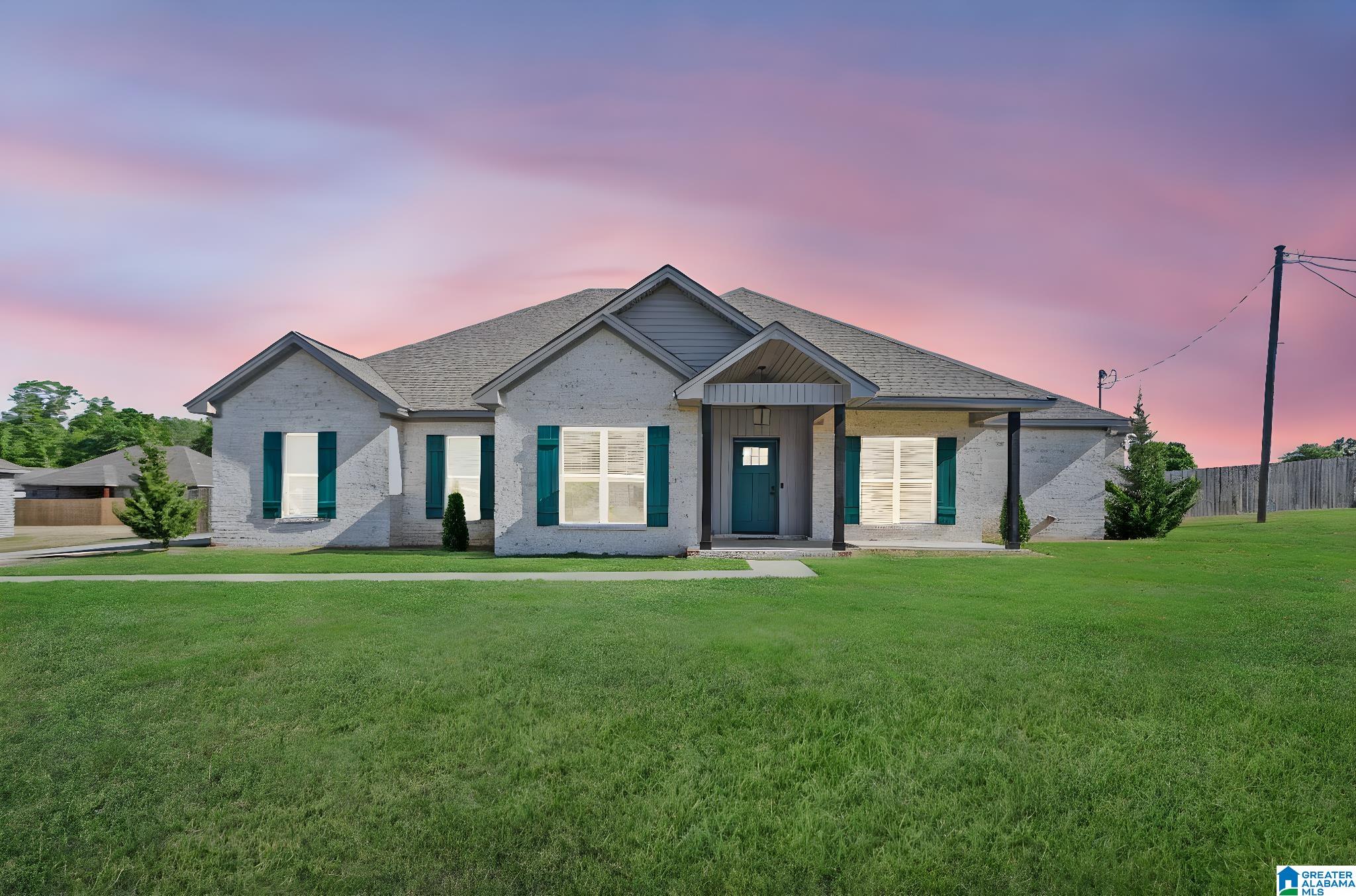Homes for sale in Deatsville, AL | 467 County Road 40, Deatsville, AL 36022 | MLS# 21450338