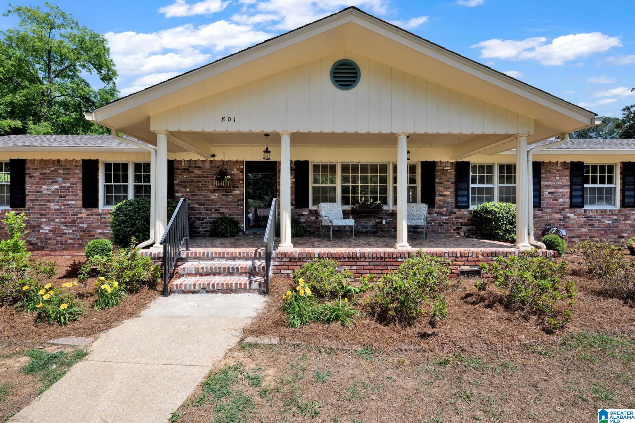Homes for sale in Gardendale, AL | 801 Peterson Dr, Gardendale, AL 35071 | MLS# 21450363