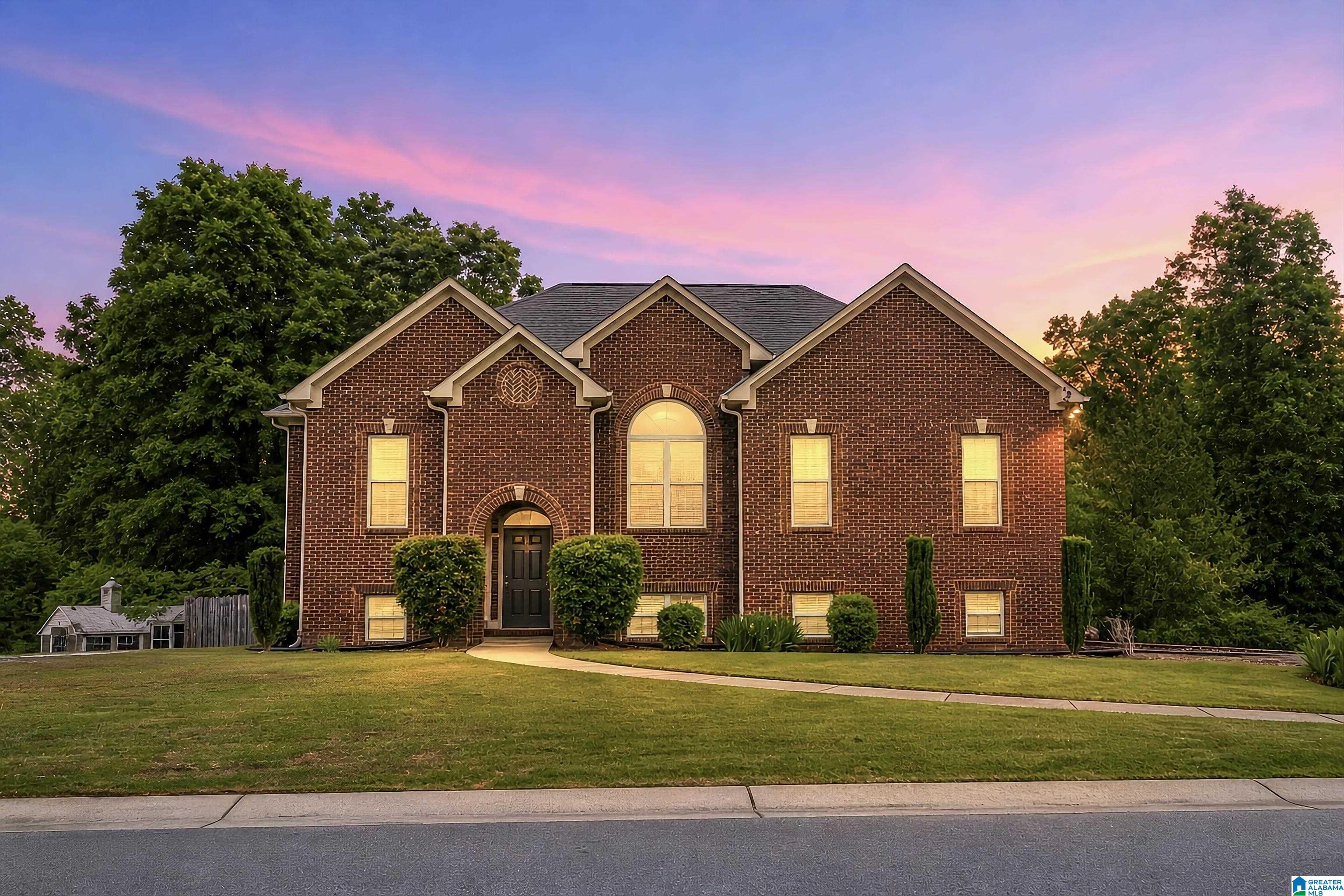 Homes for sale in Kimberly, AL | 1116 Highland Way, Kimberly, AL 35091 | MLS# 21450419