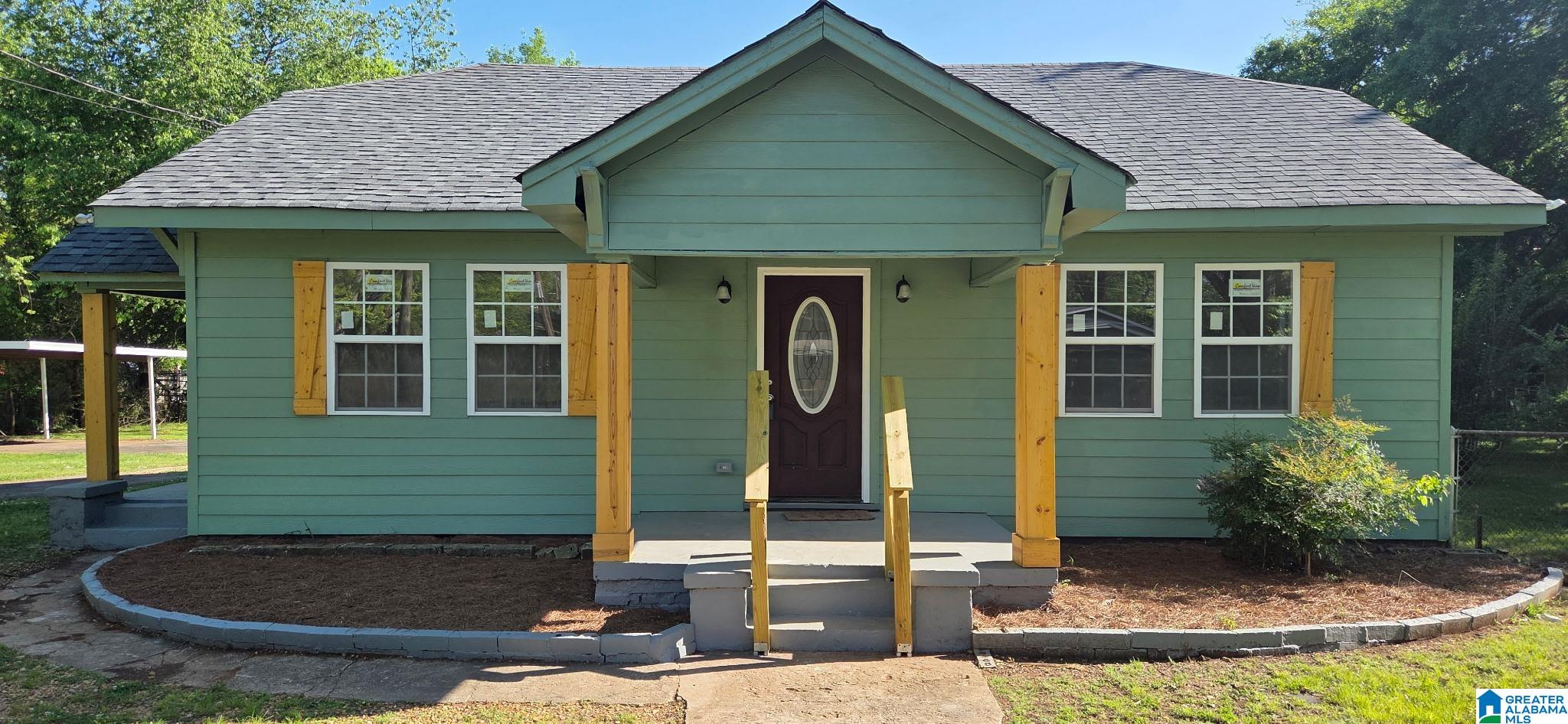 Homes for sale in Birmingham, AL | 3233 Cedar Avenue Sw, Birmingham, AL 35221 | MLS# 21450449