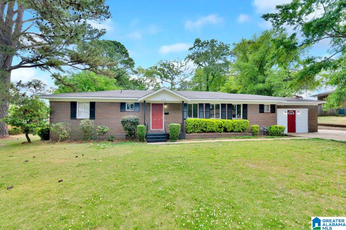 Homes for sale in Fairfield, AL | 615 Willowbrook Road, Fairfield, AL 35064 | MLS# 21450466