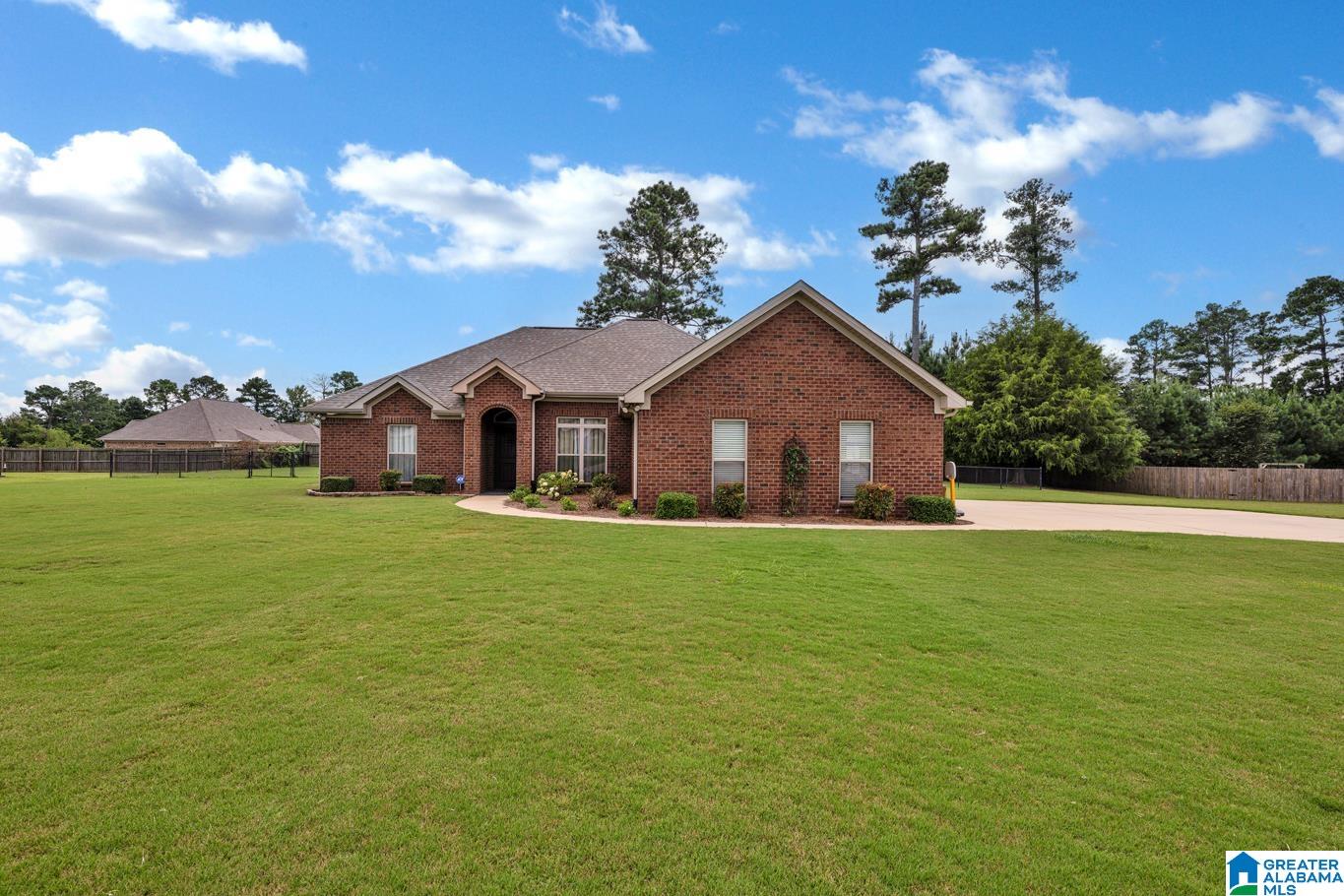2nd image of 27 County Road 1062, Clanton, AL 35045 | MLS# 21450471