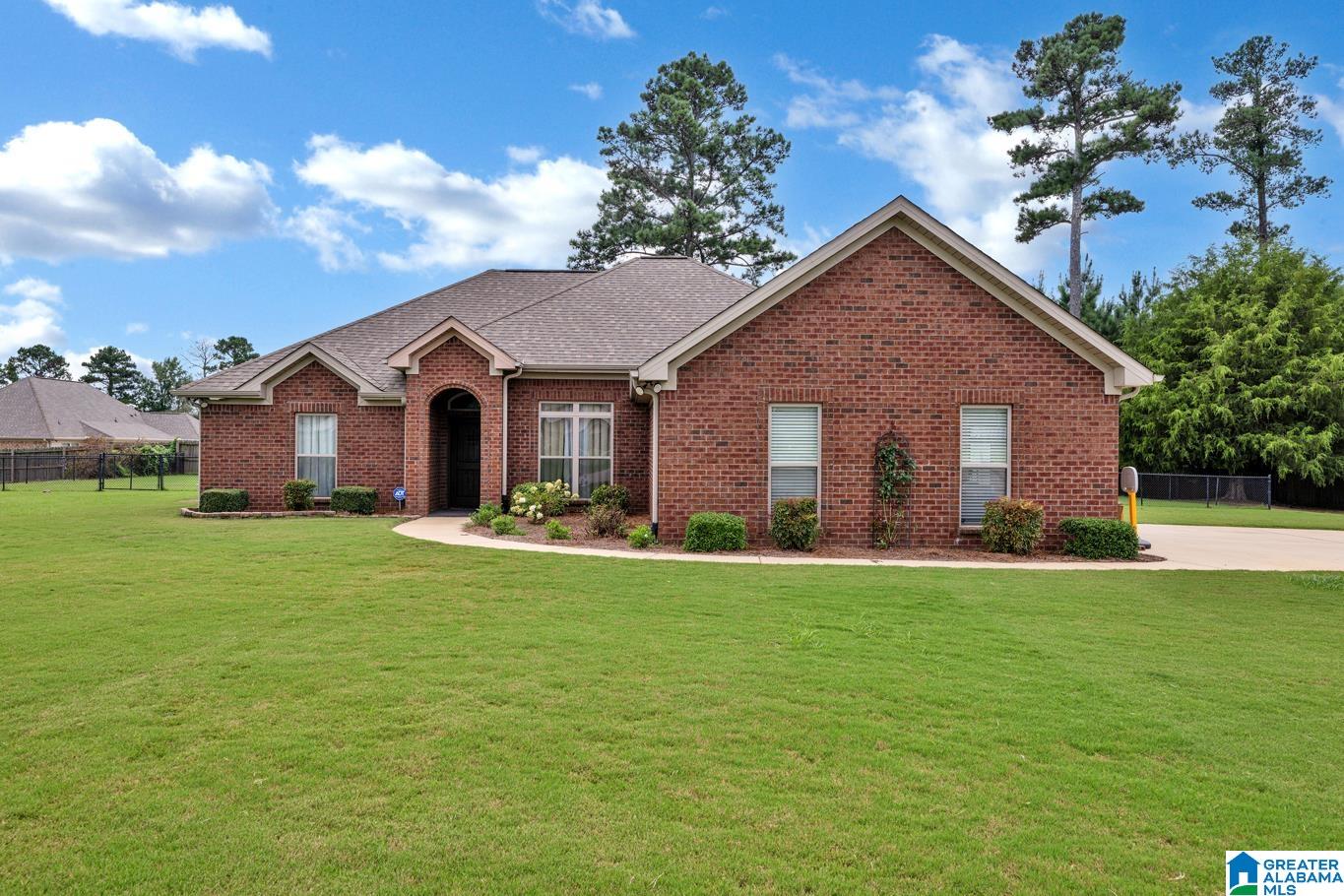 3rd image of 27 County Road 1062, Clanton, AL 35045 | MLS# 21450471