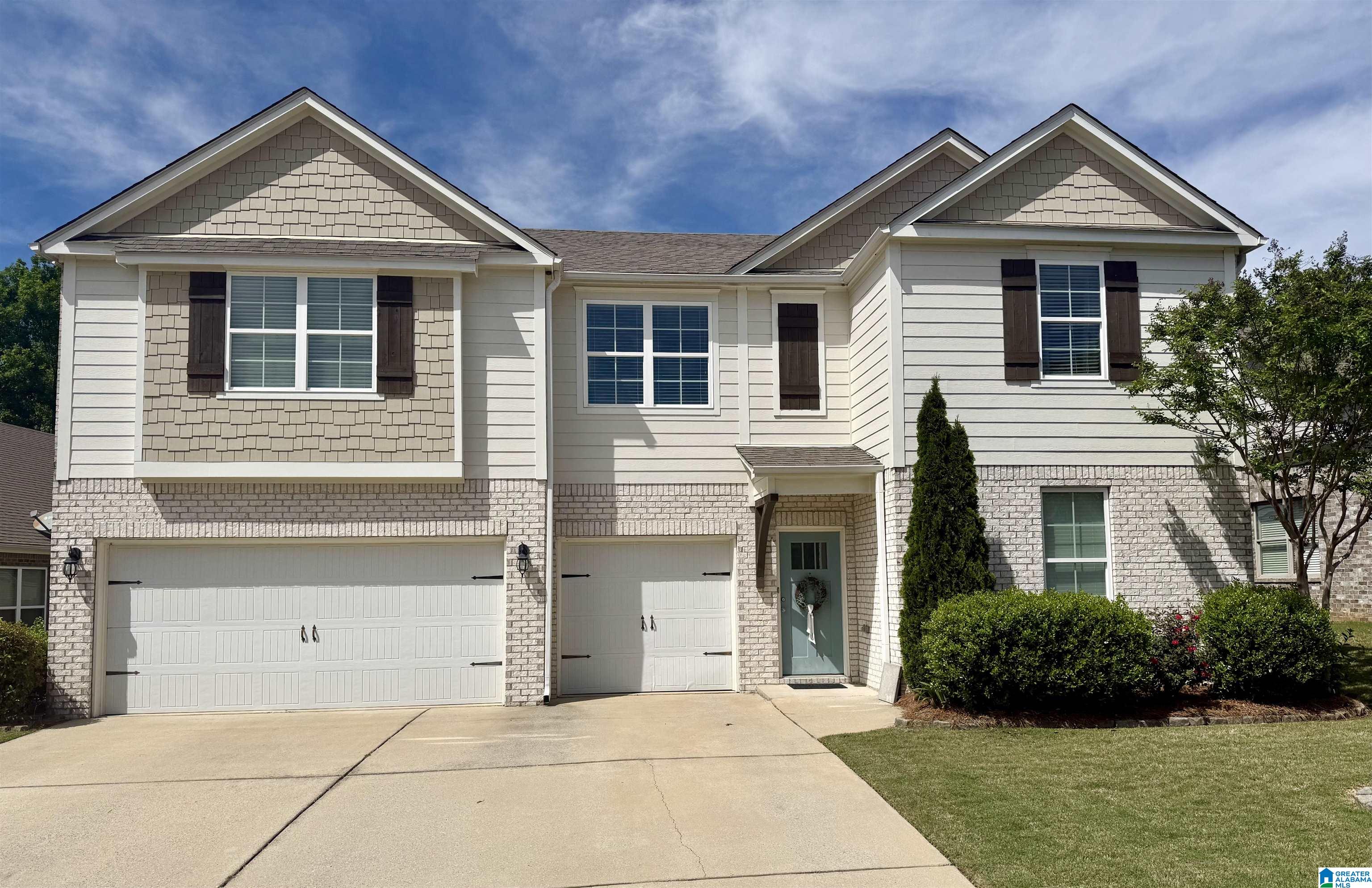 Photo 2 of Single family home for sale at 359 Rock Dr, Gardendale, AL 35071 | MLS# 21450497 | Listing updated on 2026-09-02