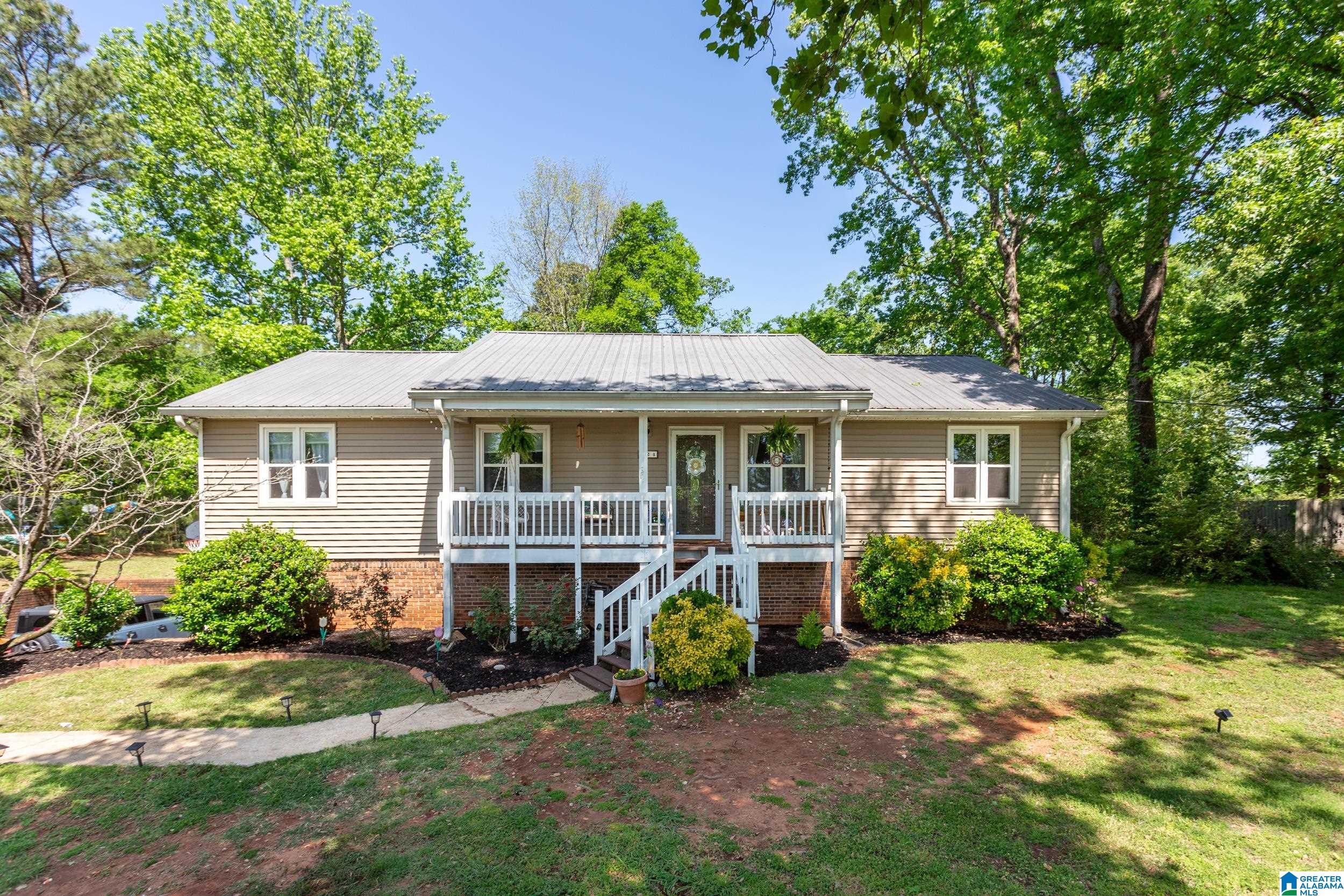 Homes for sale in Trussville, AL | 124 Pinebluff Trail, Trussville, AL 35173 | MLS# 21450510