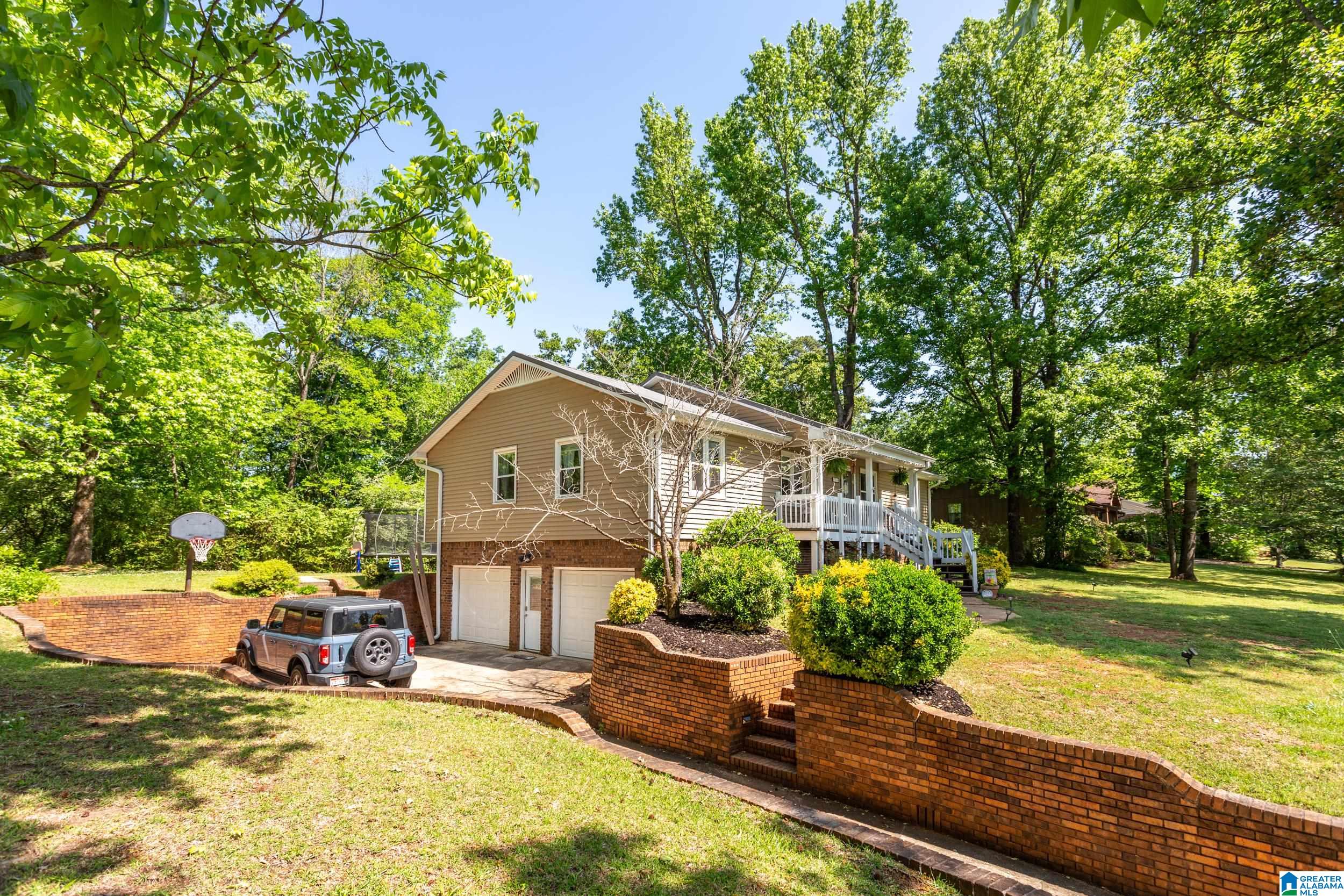 Homes for sale in Trussville, AL | 124 Pinebluff Trail, Trussville, AL 35173 | MLS# 21450510