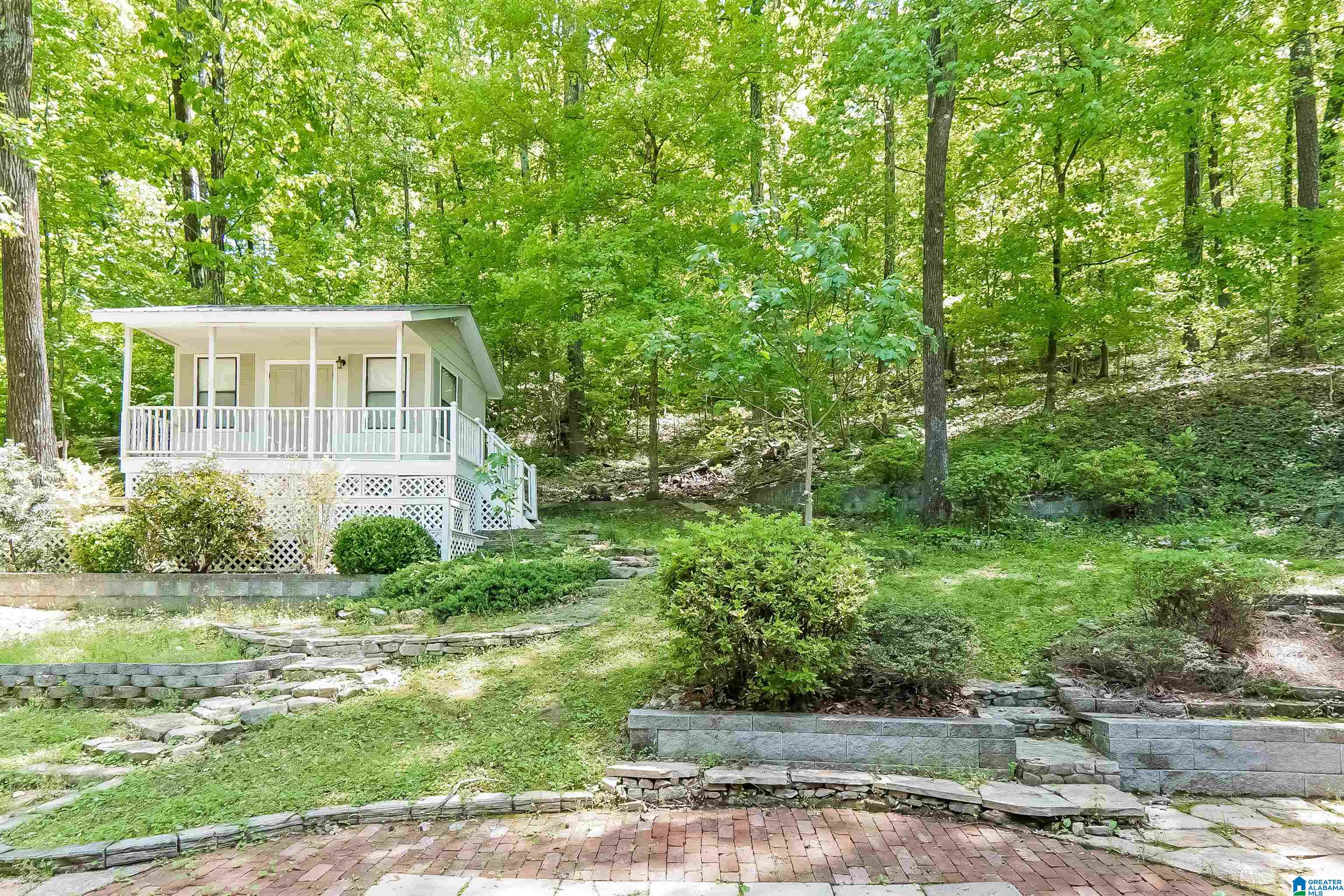 15th image of 1330 Hillwood Dr, Alabaster, AL 35007 | MLS# 21450513