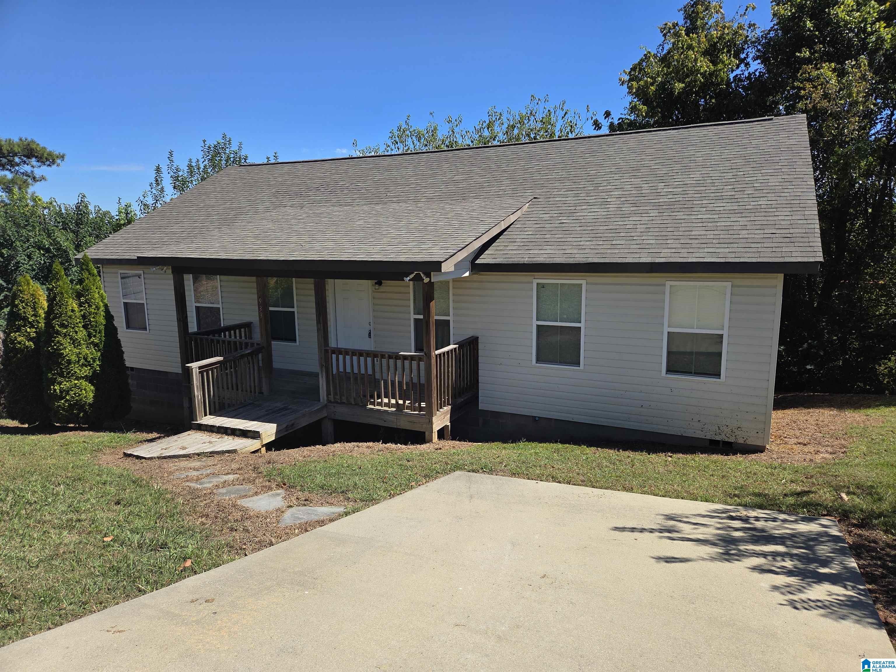 Single family home for sale at 933 Chichester Dr, BIRMINGHAM, AL 35214 | MLS# 21450580