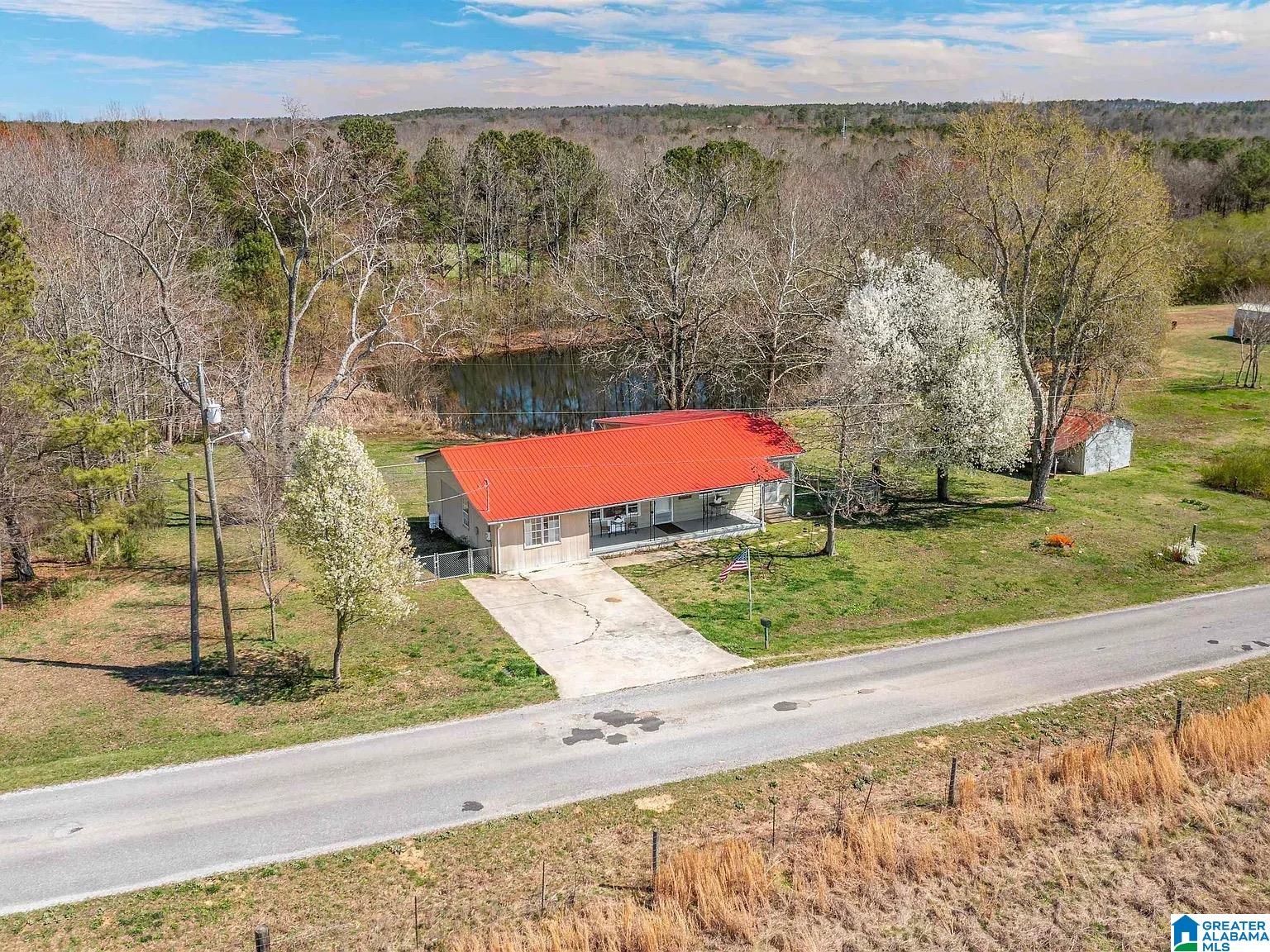 Homes for sale in Altoona, AL | 151 Friendship Road, Altoona, AL 35952 | MLS# 21450606