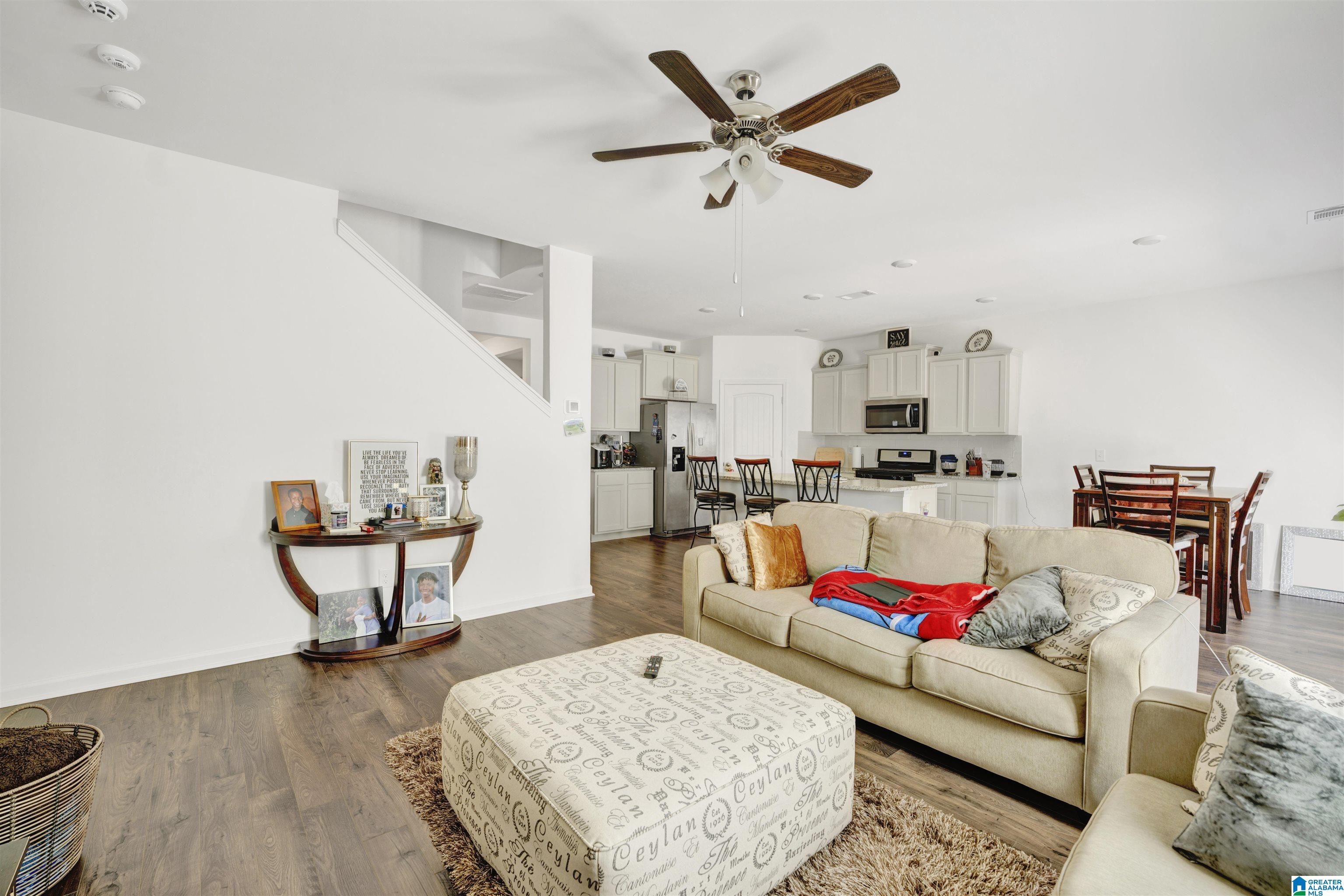2nd image of 214 Park Crest Run, Chelsea, AL 35043 | MLS# 21450612