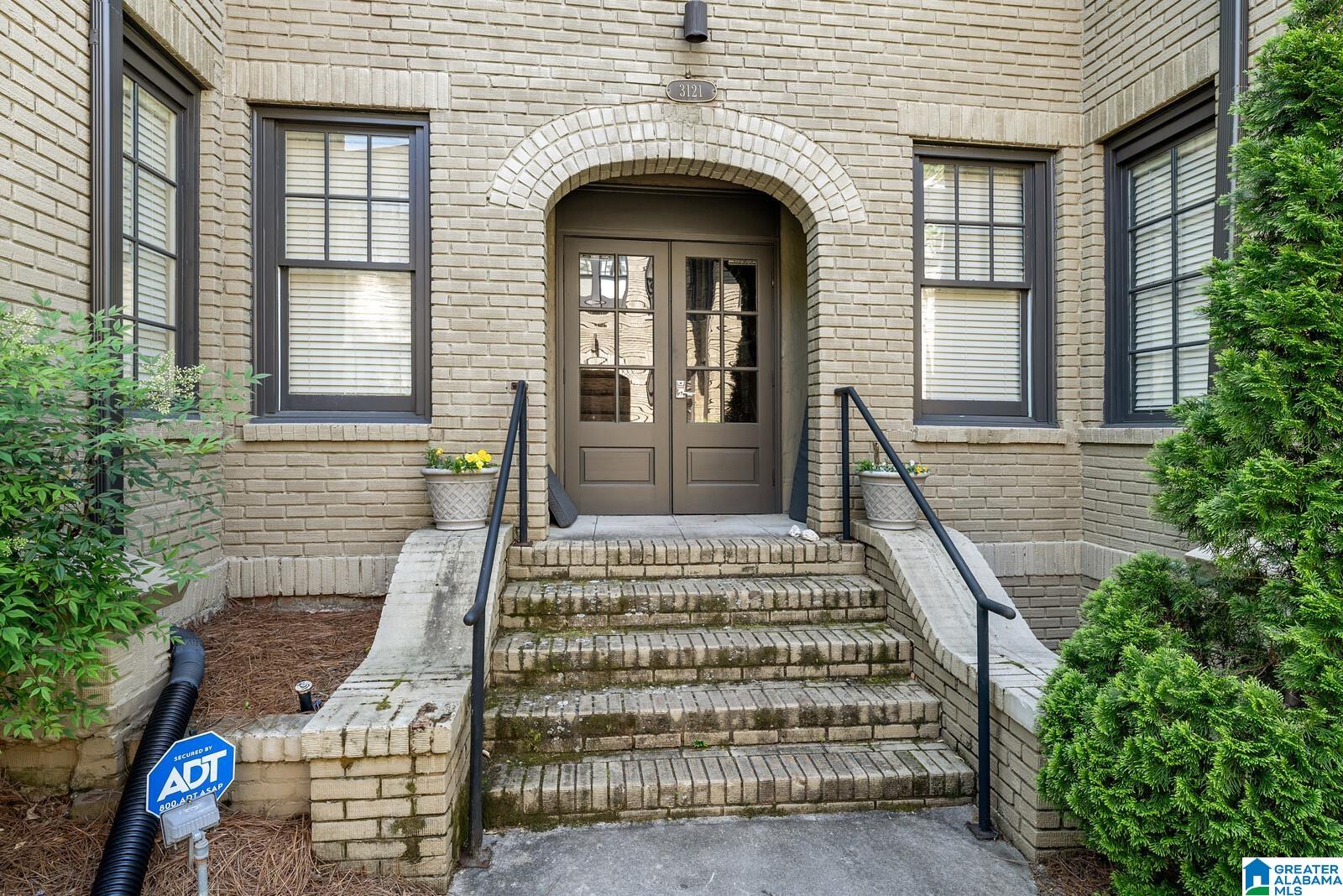 Homes for sale in Birmingham, AL | 3121 Highland Avenue S #202, Birmingham, AL 35205 | MLS# 21450679