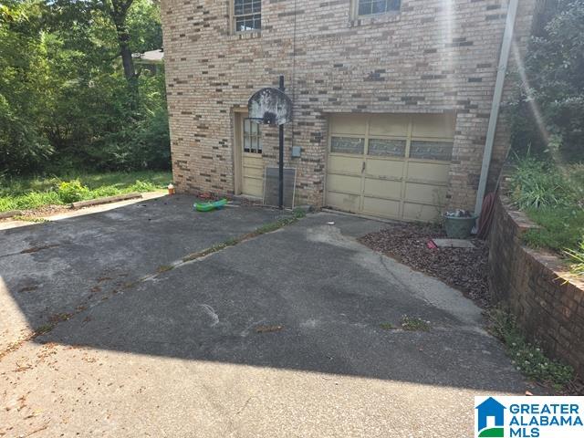Homes for sale in Center Point, AL | 209 29Th Avenue Nw, Center Point, AL 35215 | MLS# 21450735
