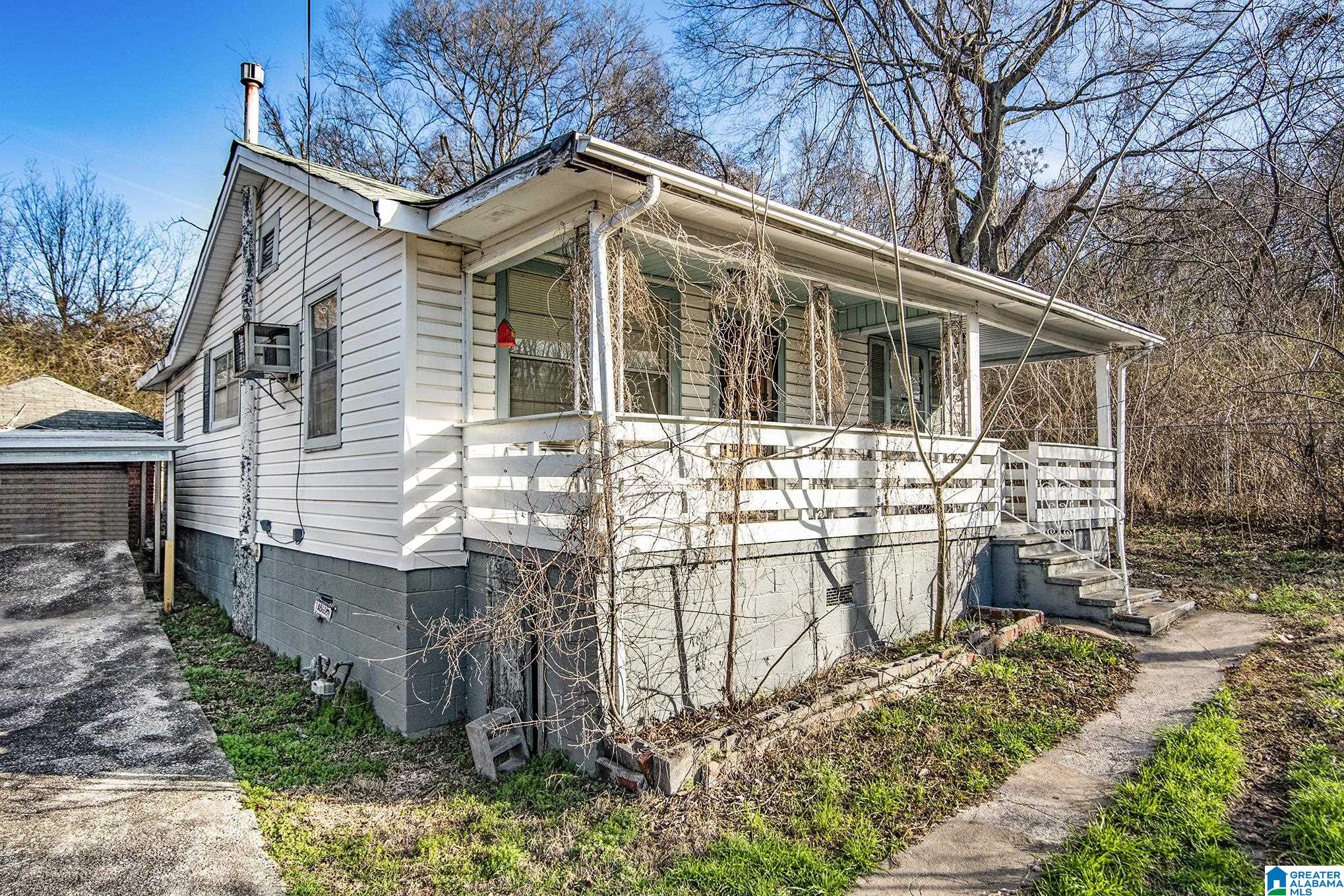Photo 2 of Single family home for sale at 3719 Mcclellan Ave, Brighton, AL 35020 | MLS# 21450827 | Listing updated on 2026-05-28