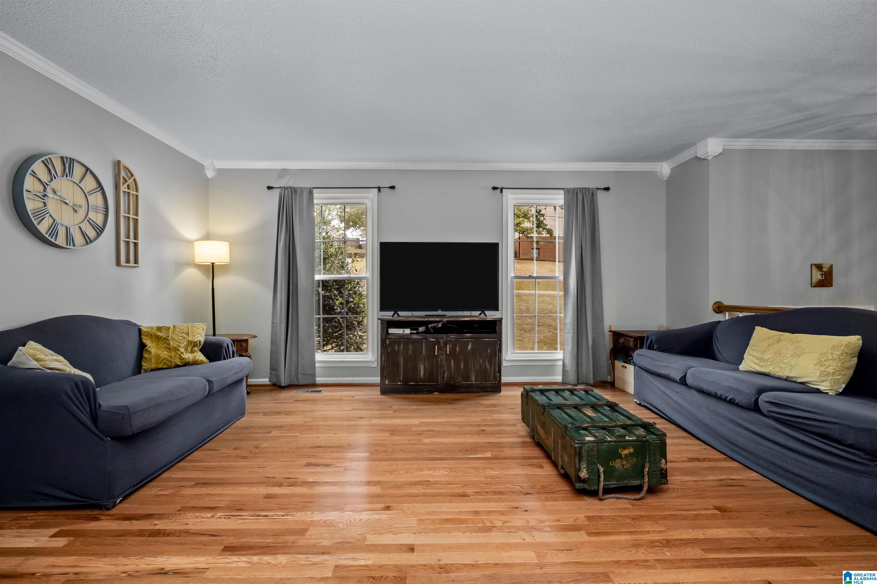 Photo 4 of Single family home for sale at 1833 Eastridge Dr, Birmingham, AL 35235 | MLS# 21450879 | Listing updated on 2026-07-21