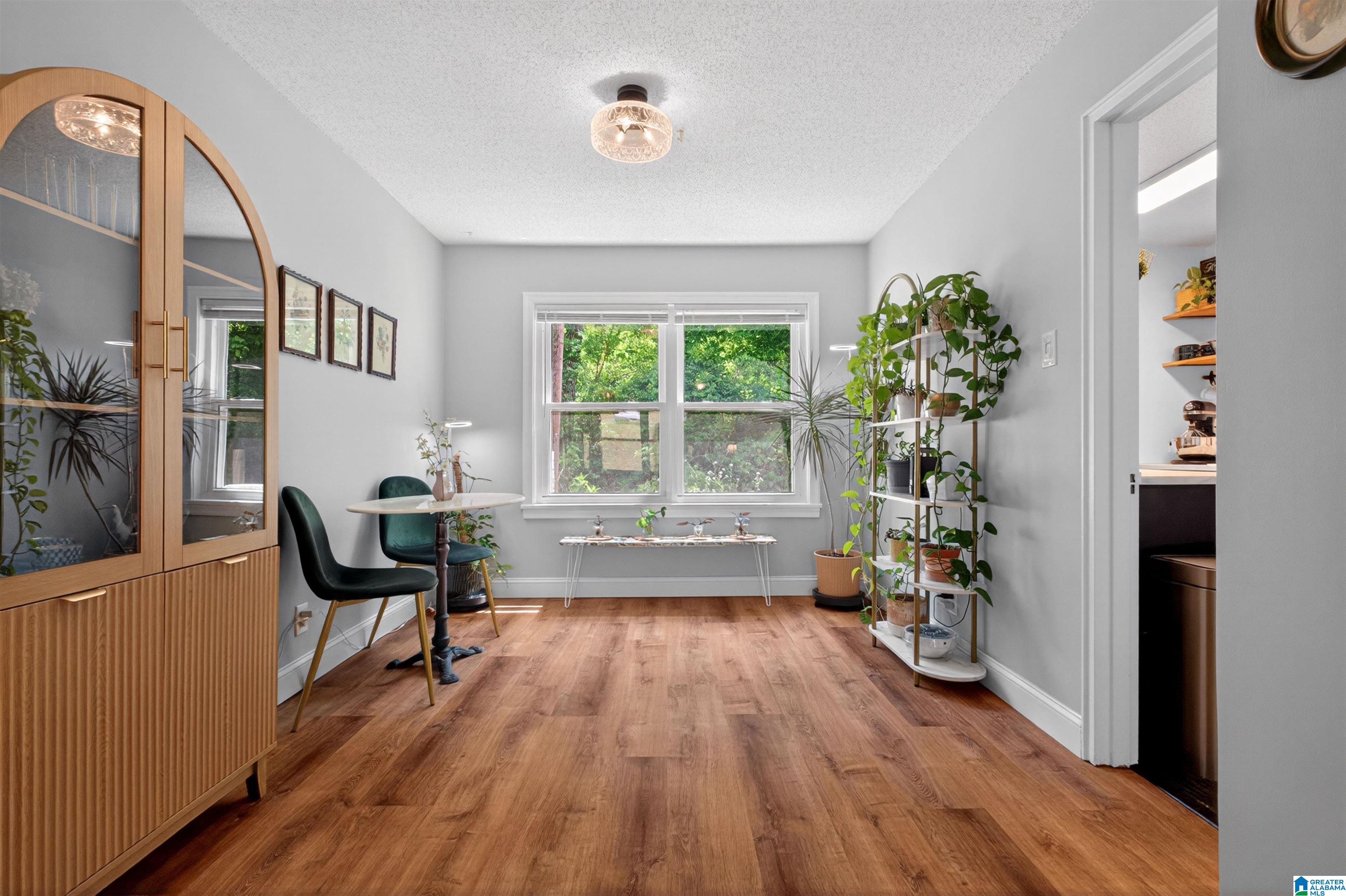 2nd image of 1731 Valley Avenue #D, Birmingham, AL 35209 | MLS# 21450895