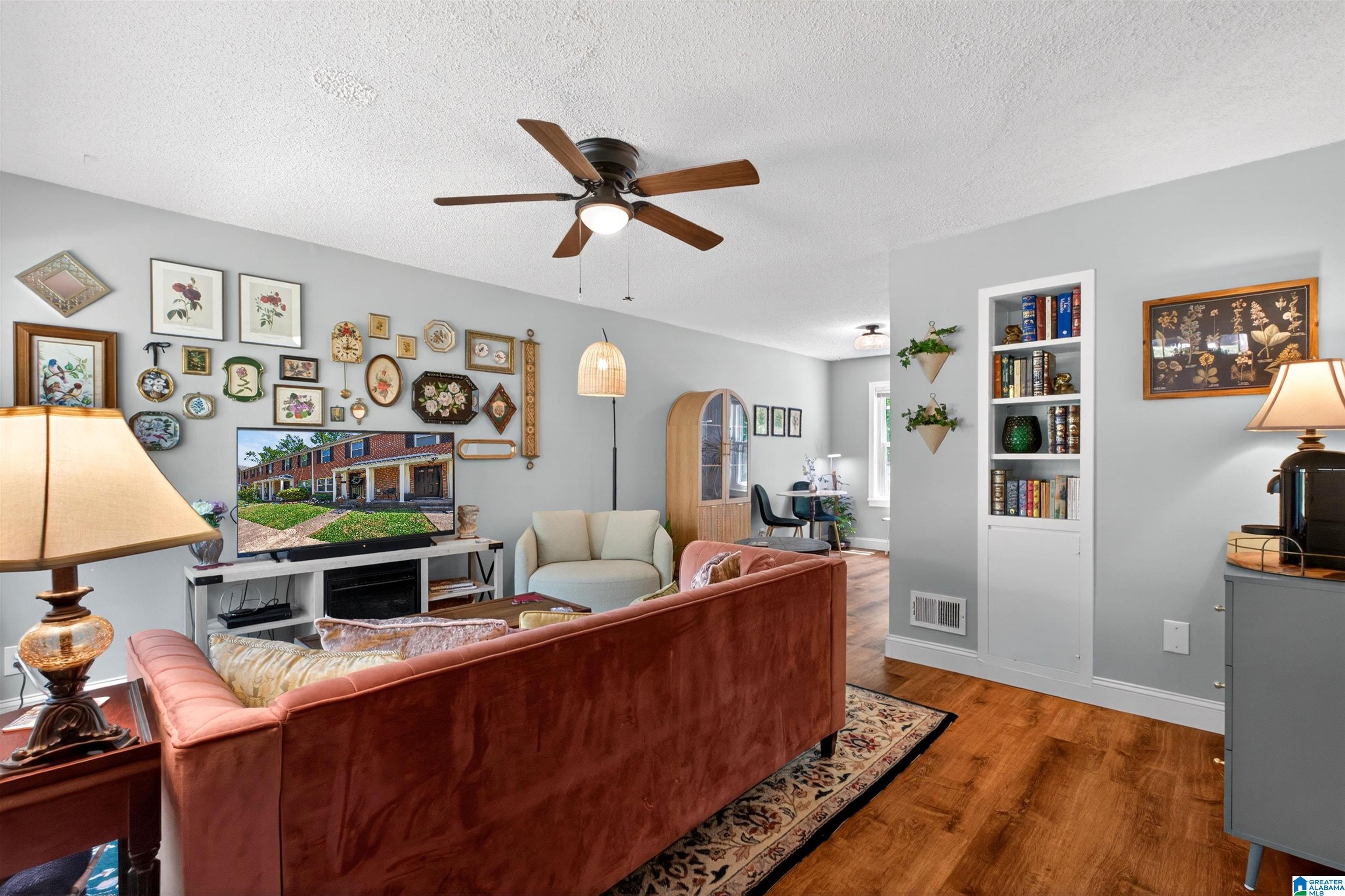 5th image of 1731 Valley Avenue #D, Birmingham, AL 35209 | MLS# 21450895