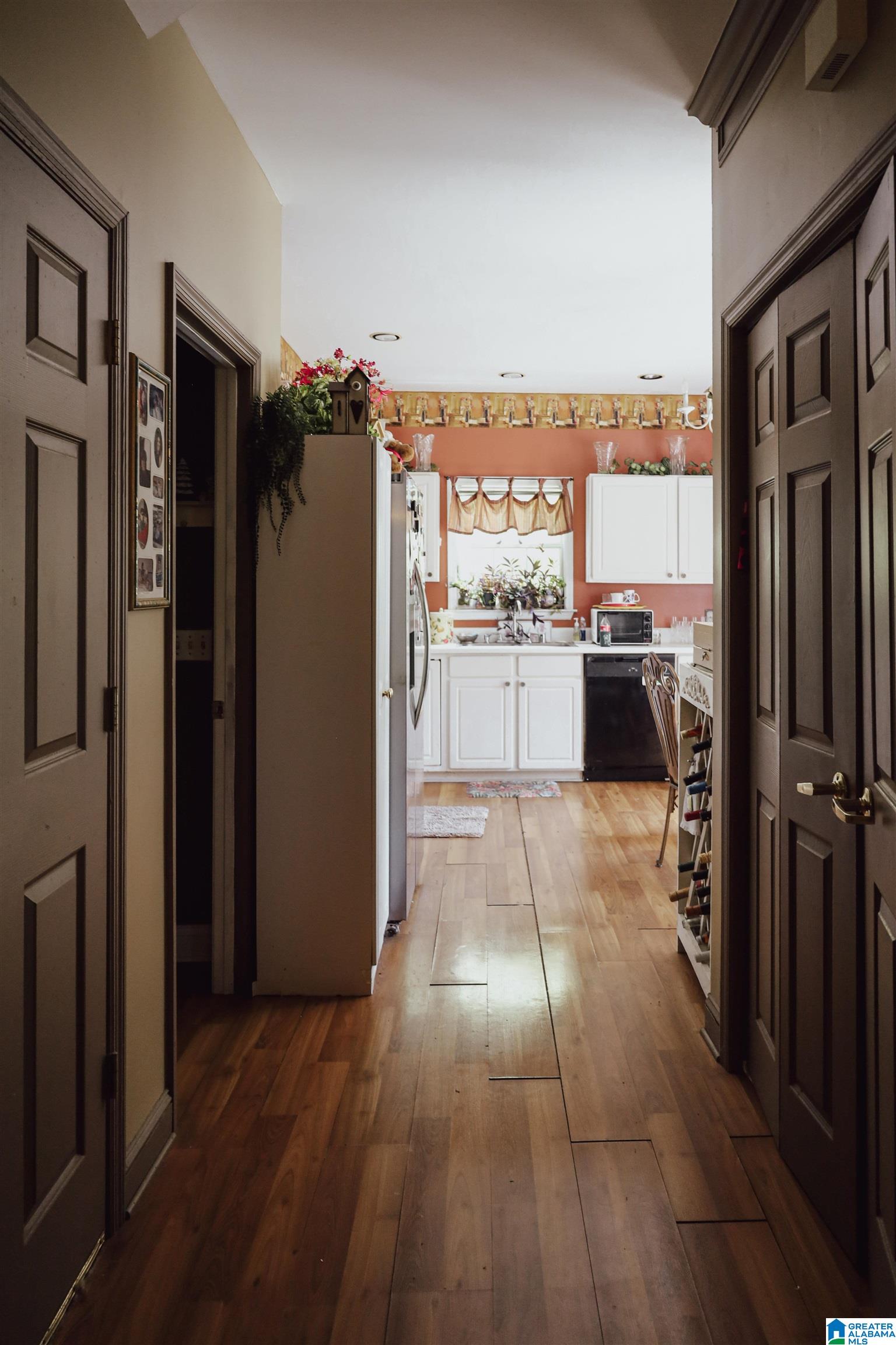 Photo 4 of Single family home for sale at 1101 Shadow Crk Dr NE, Birmingham, AL 35215 | MLS# 21450949 | Listing updated on 2026-07-23