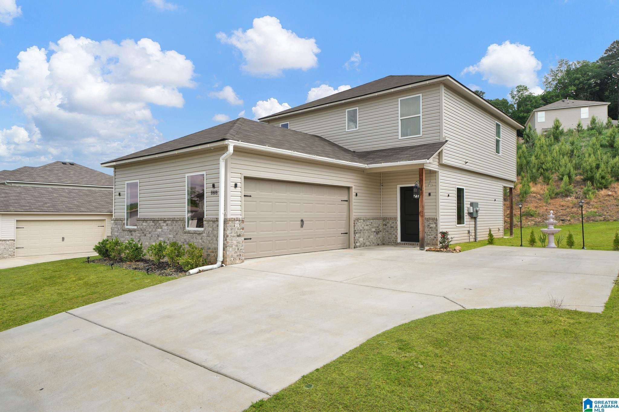 Photo 1 of Single family home for sale at 8808 Rockhampton Dr, Leeds, AL 35094 | MLS# 21451099 | Listing updated on 2026-09-15